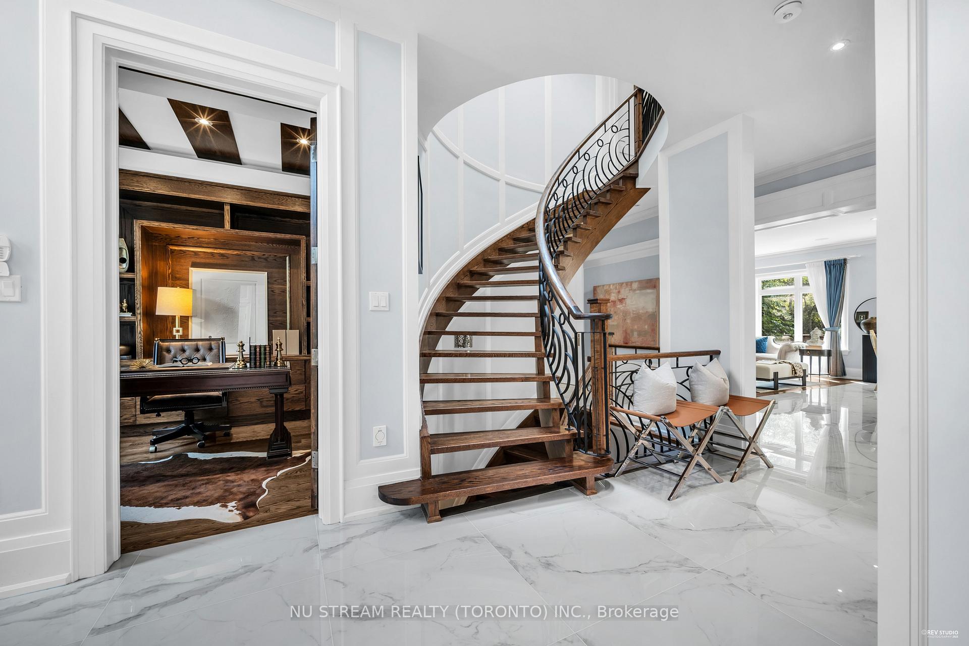 Photo 6 of 3 Greentree Road, Markham, Unionville — HOMEH