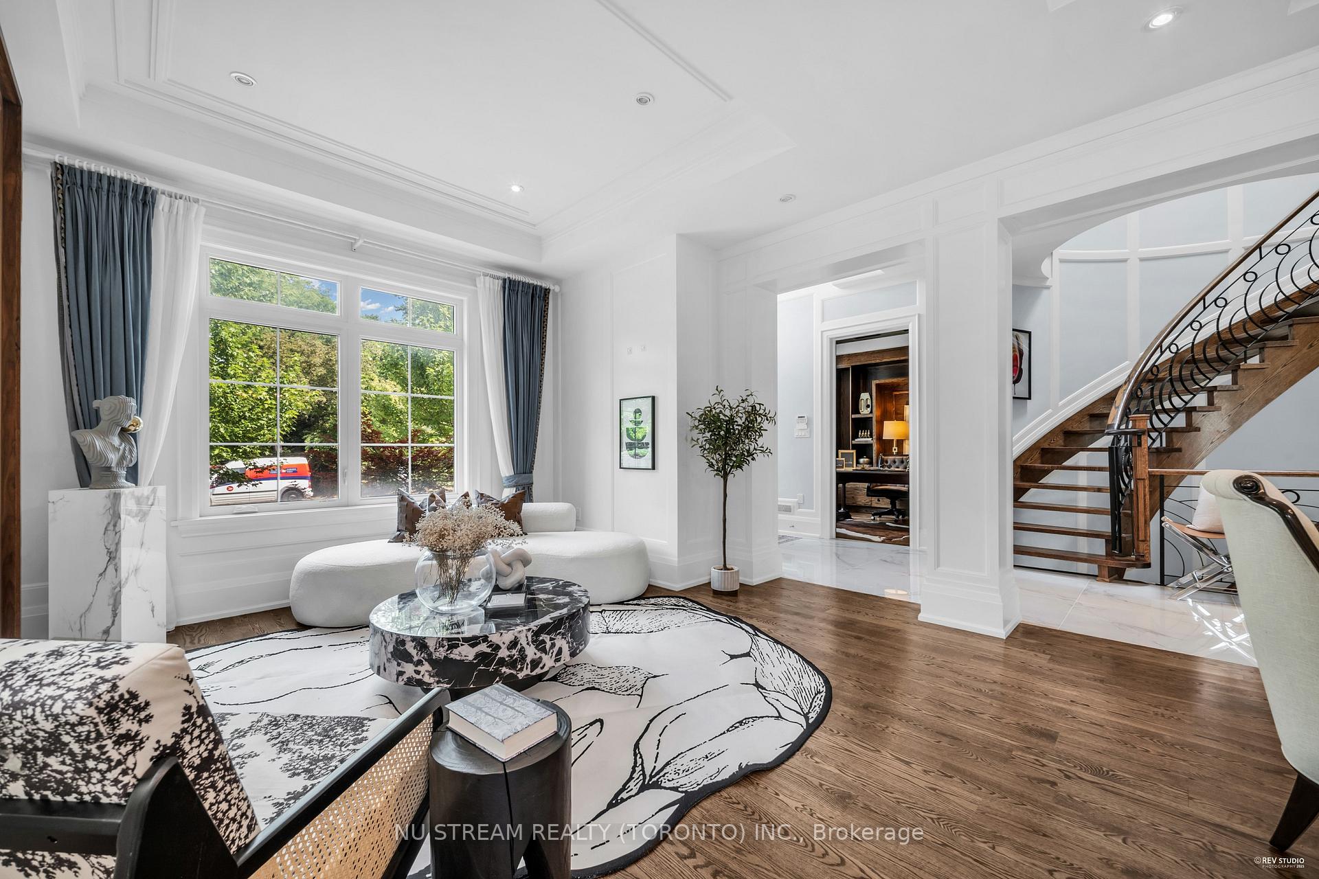 Photo 7 of 3 Greentree Road, Markham, Unionville — HOMEH