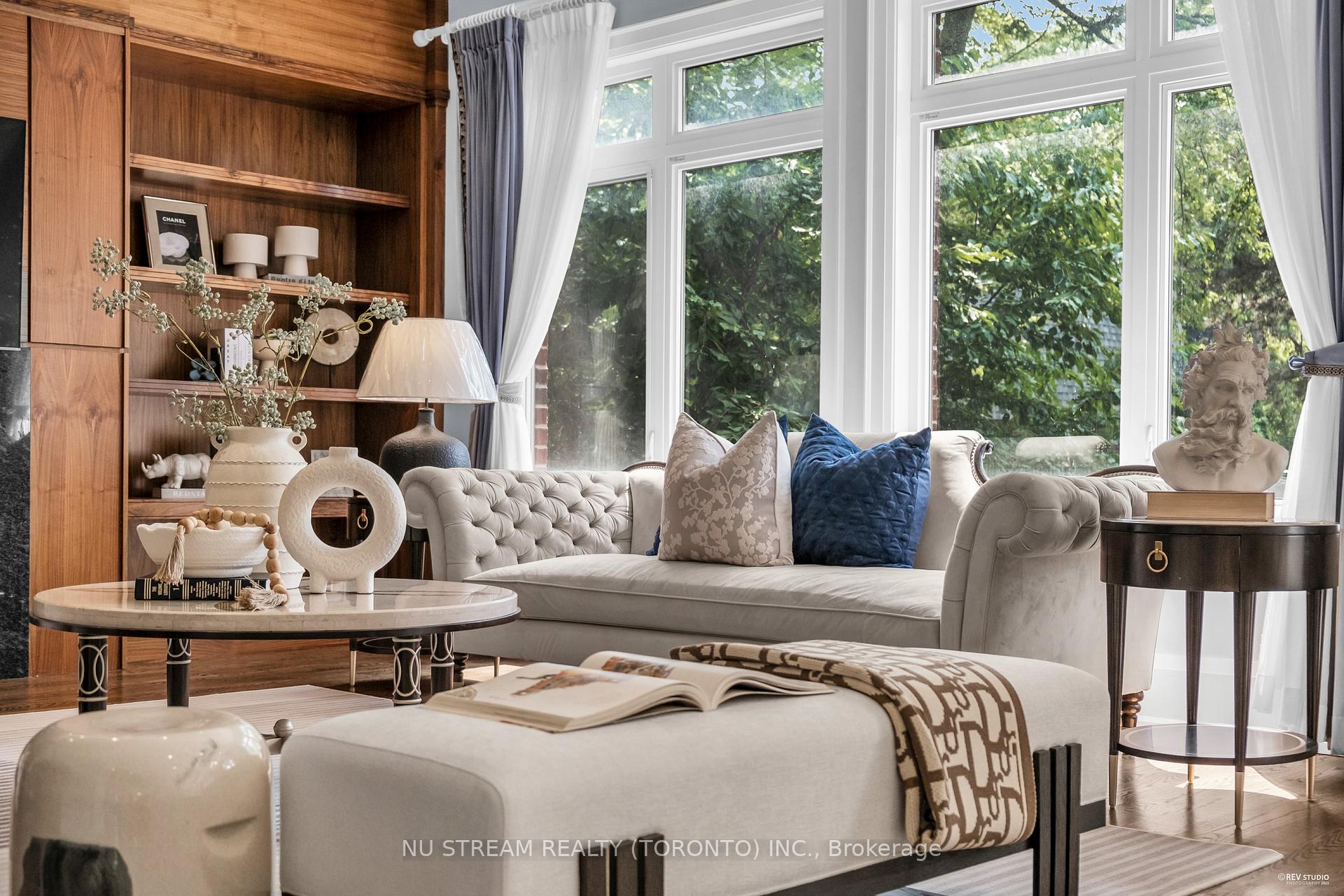 Photo 10 of 3 Greentree Road, Markham, Unionville — HOMEH