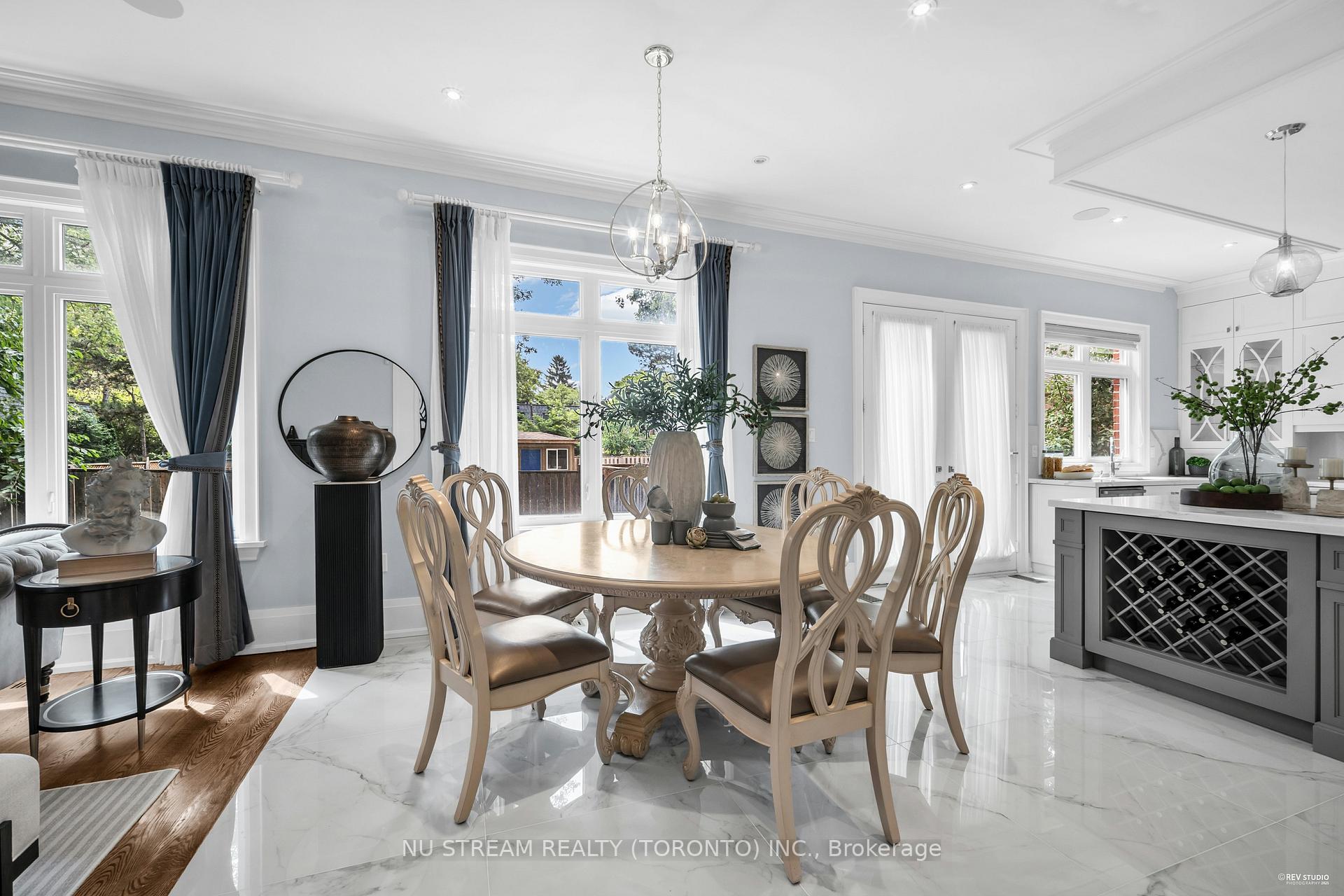 Photo 12 of 3 Greentree Road, Markham, Unionville — HOMEH
