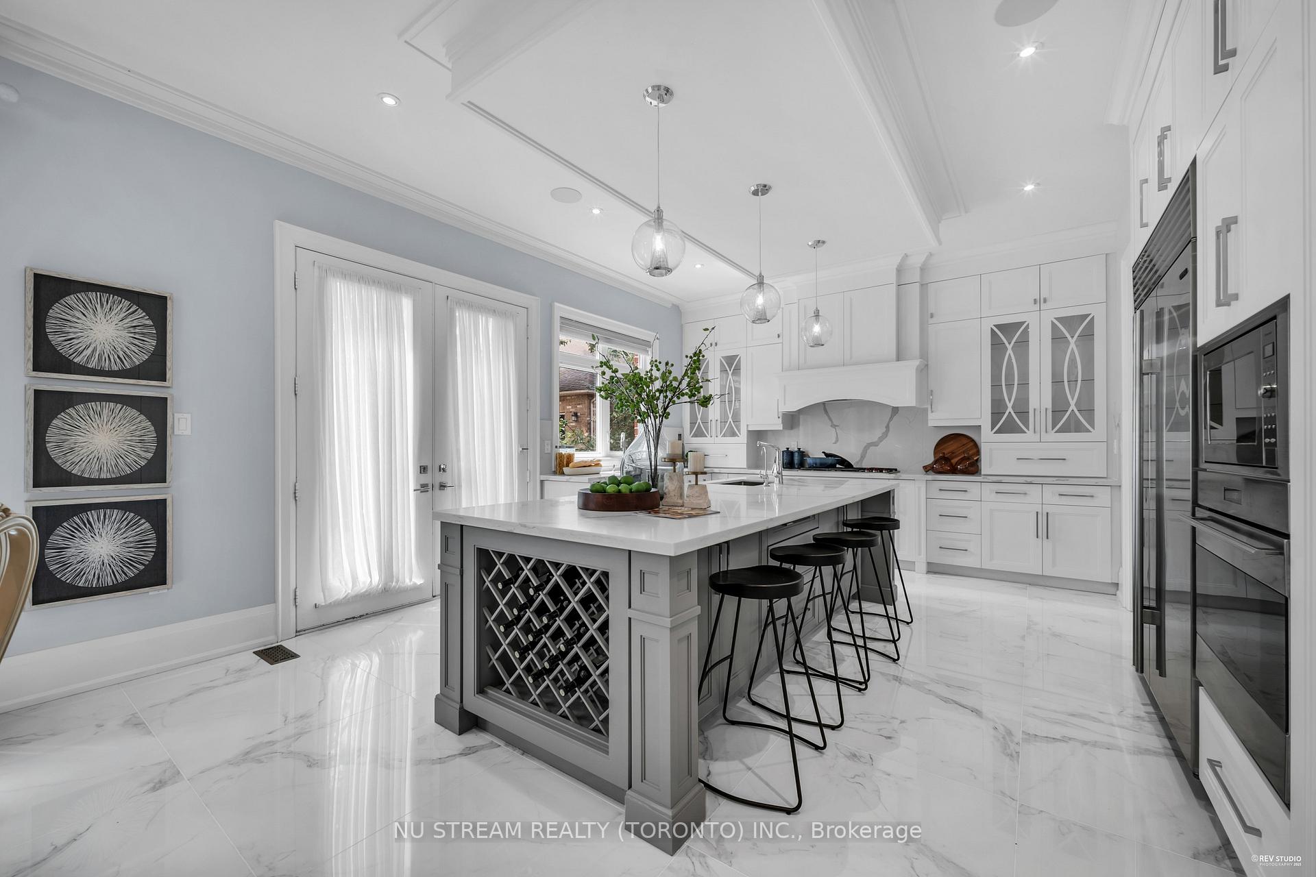 Photo 14 of 3 Greentree Road, Markham, Unionville — HOMEH
