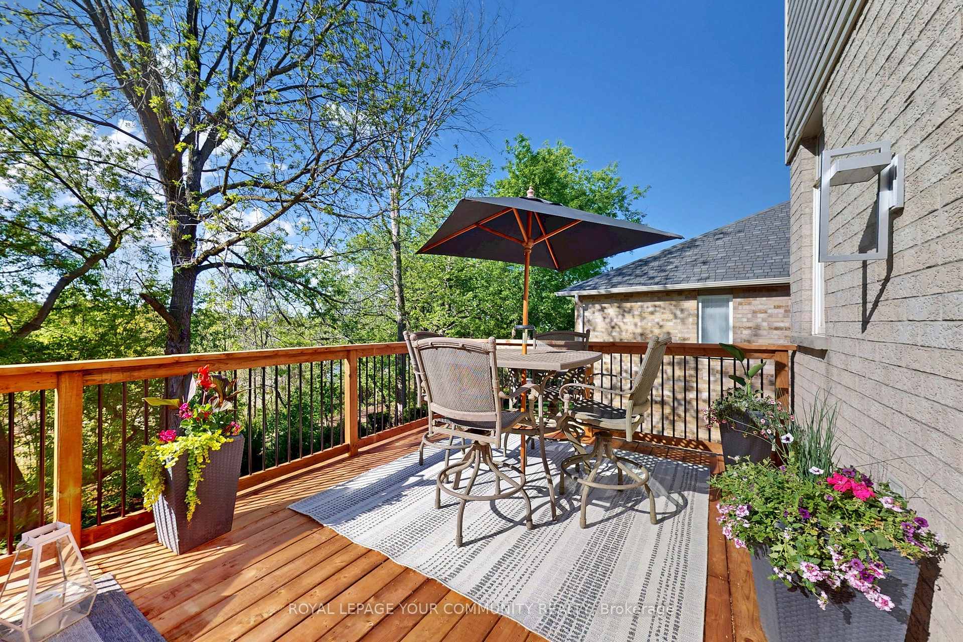 Photo 13 of 34 Willard Hunt Court, King, Schomberg — HOMEH