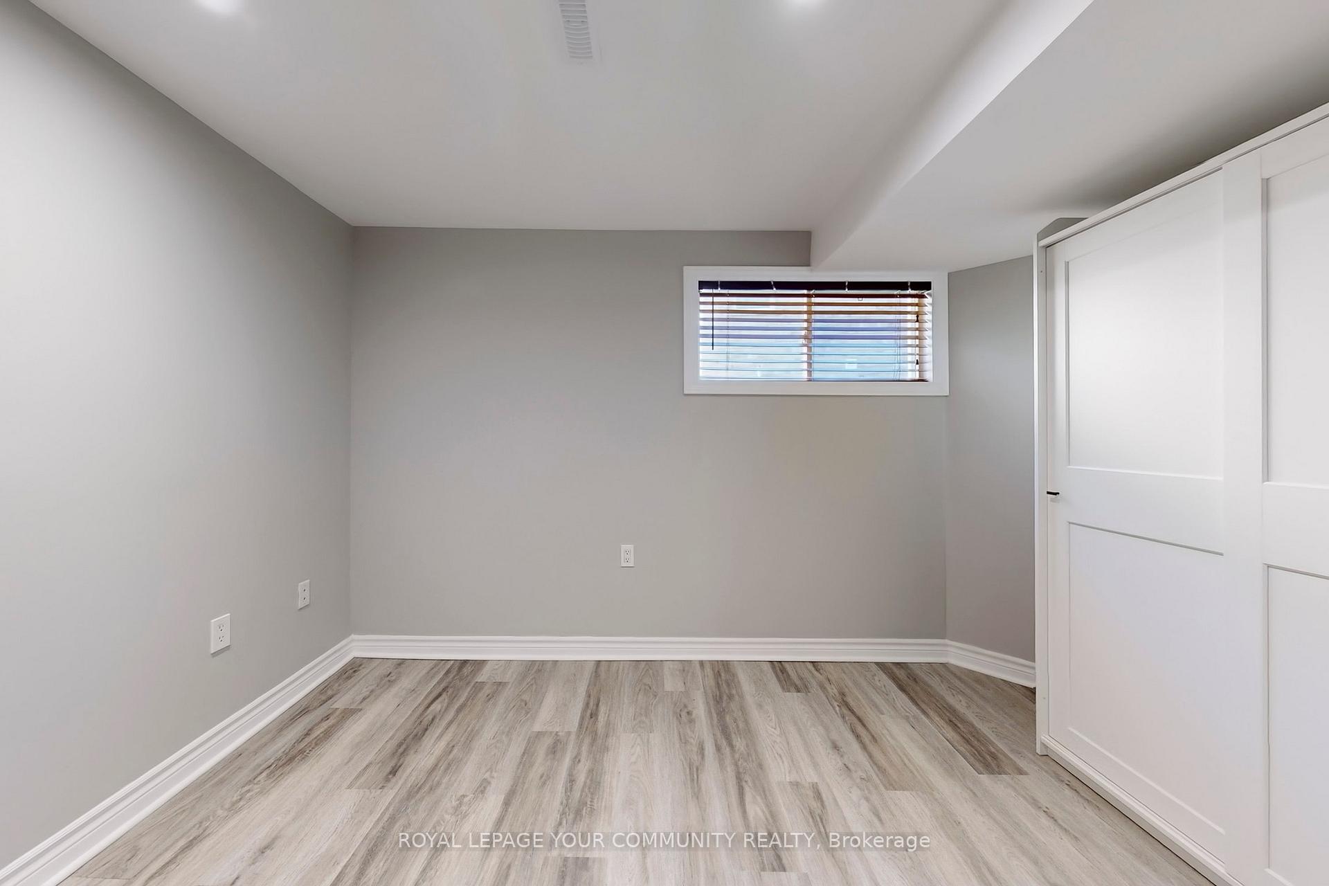 Photo 32 of 34 Willard Hunt Court, King, Schomberg — HOMEH