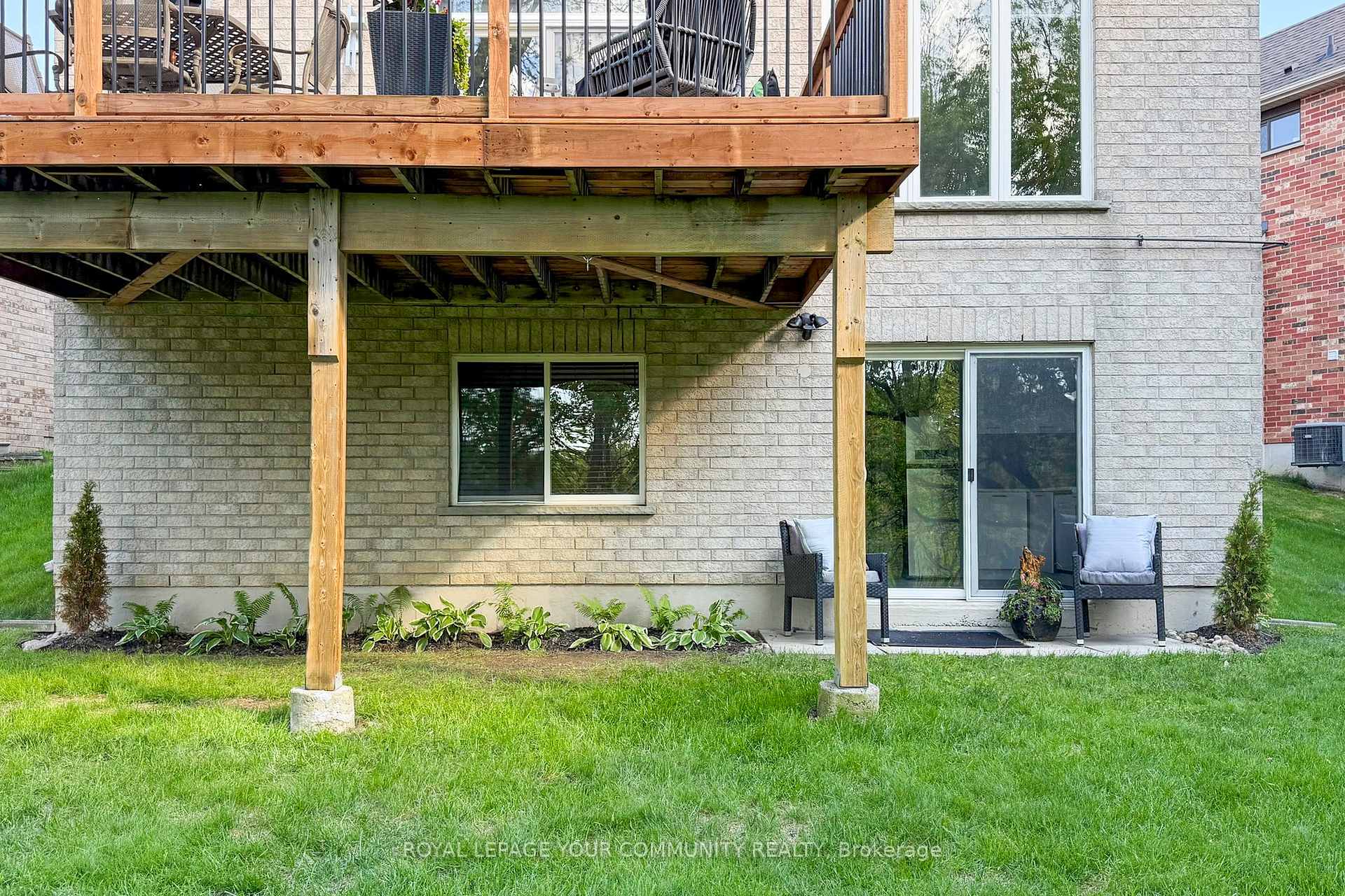 Photo 41 of 34 Willard Hunt Court, King, Schomberg — HOMEH