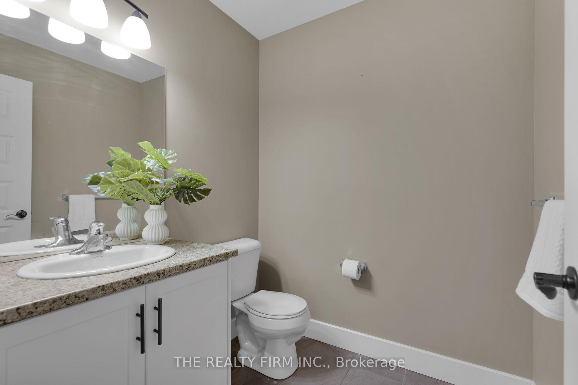 Photo 19 of 239 Campanale Way, Lucan Biddulph, Lucan — HOMEH