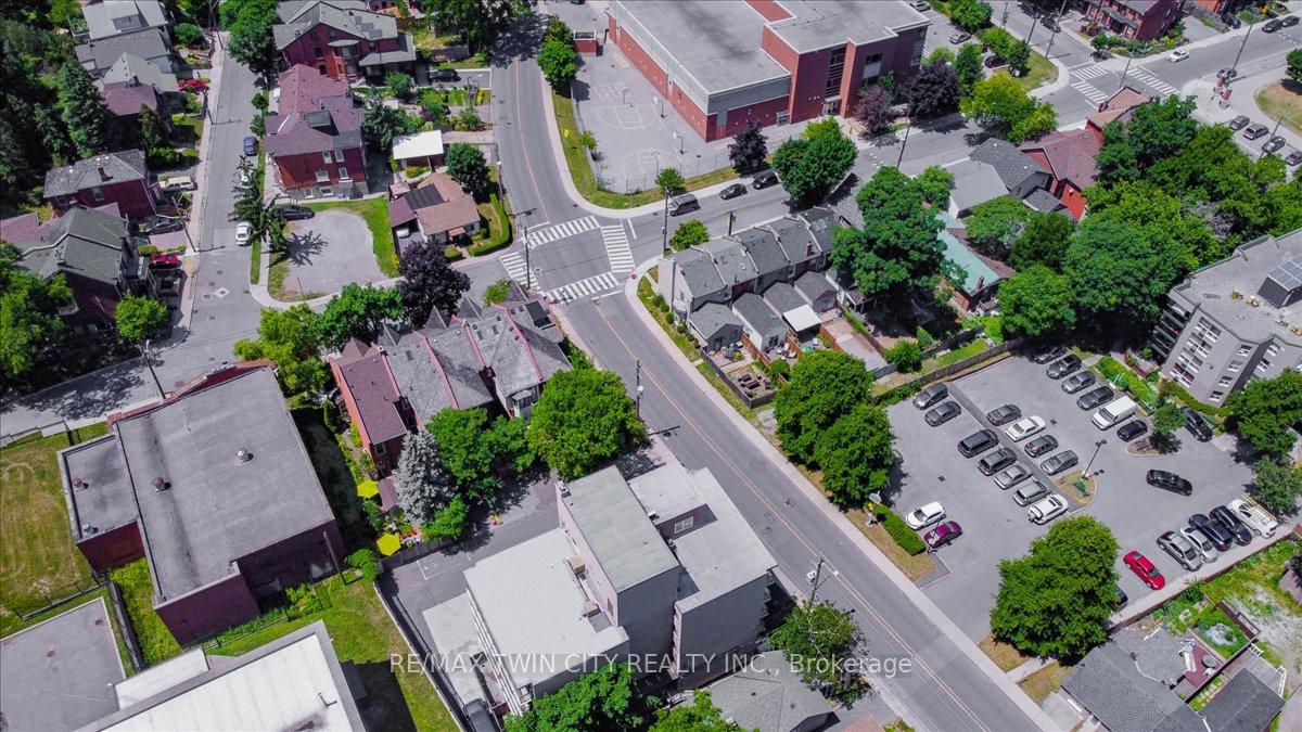 Photo 20 of Unit PENTHOUSE, 200 Charlton Avenue, Hamilton, Corktown — HOMEH