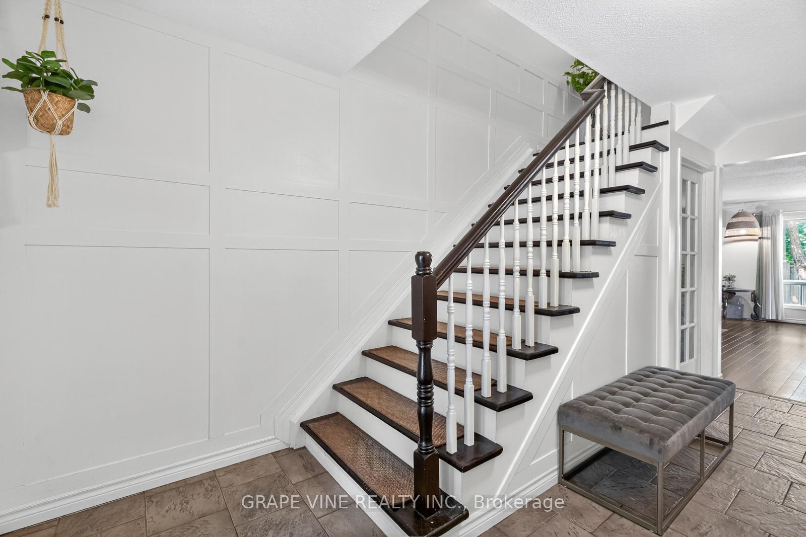 Photo 20 of 25 Pacer Place, Ottawa, Kanata - Bridlewood — HOMEH