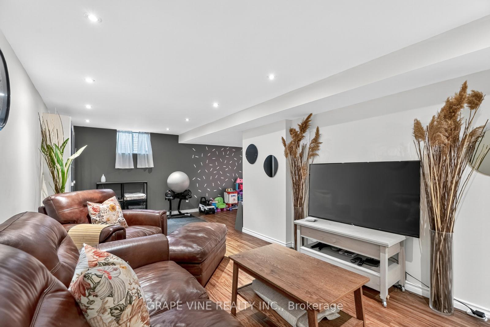 Photo 33 of 25 Pacer Place, Ottawa, Kanata - Bridlewood — HOMEH