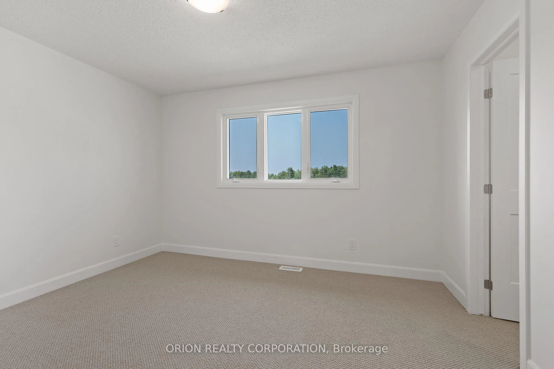 Photo 32 of 921 Goodwin Drive, Kingston, City Northwest — HOMEH