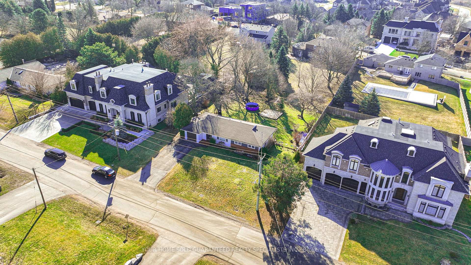 Photo 6 of 49 Patricia Drive, King, King City — HOMEH