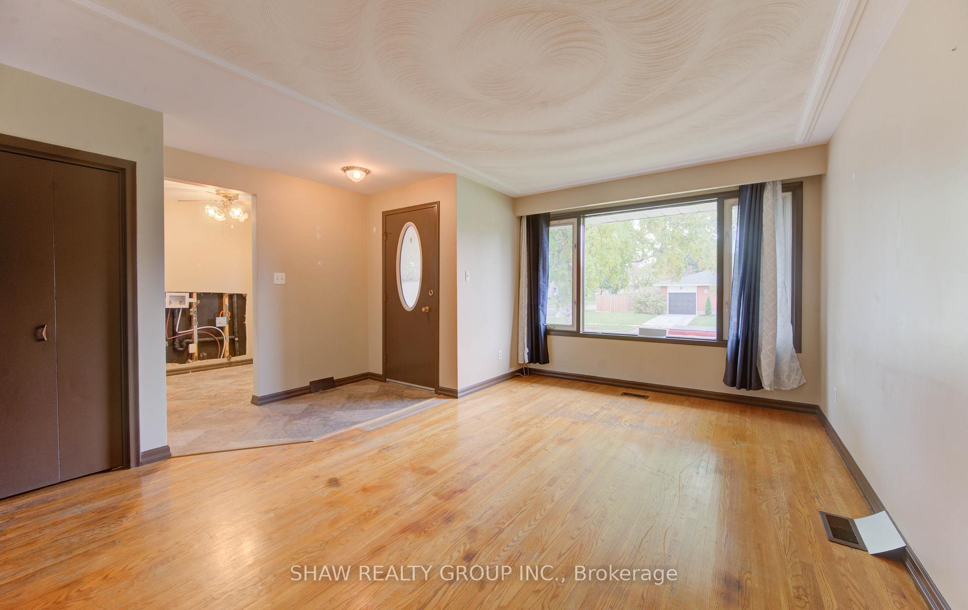 Photo 7 of Unit Upper, 7 Hudson Crescent, Kitchener — HOMEH
