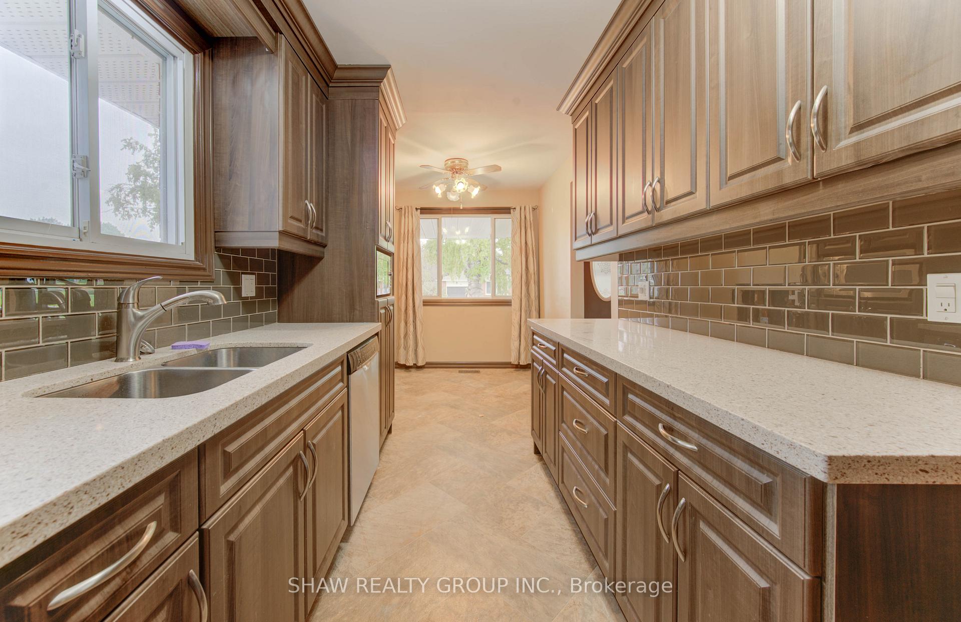Photo 12 of Unit Upper, 7 Hudson Crescent, Kitchener — HOMEH