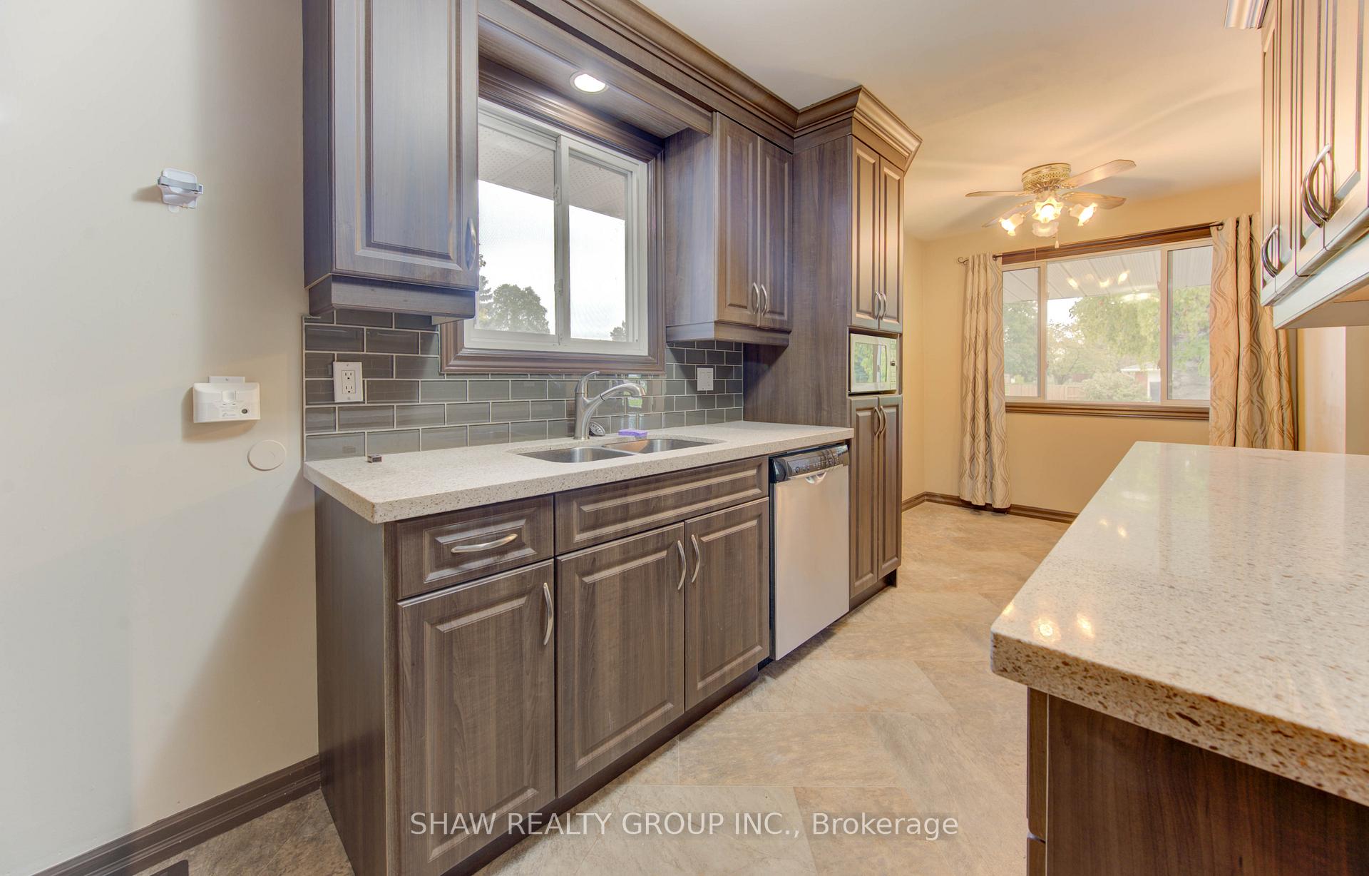 Photo 13 of Unit Upper, 7 Hudson Crescent, Kitchener — HOMEH