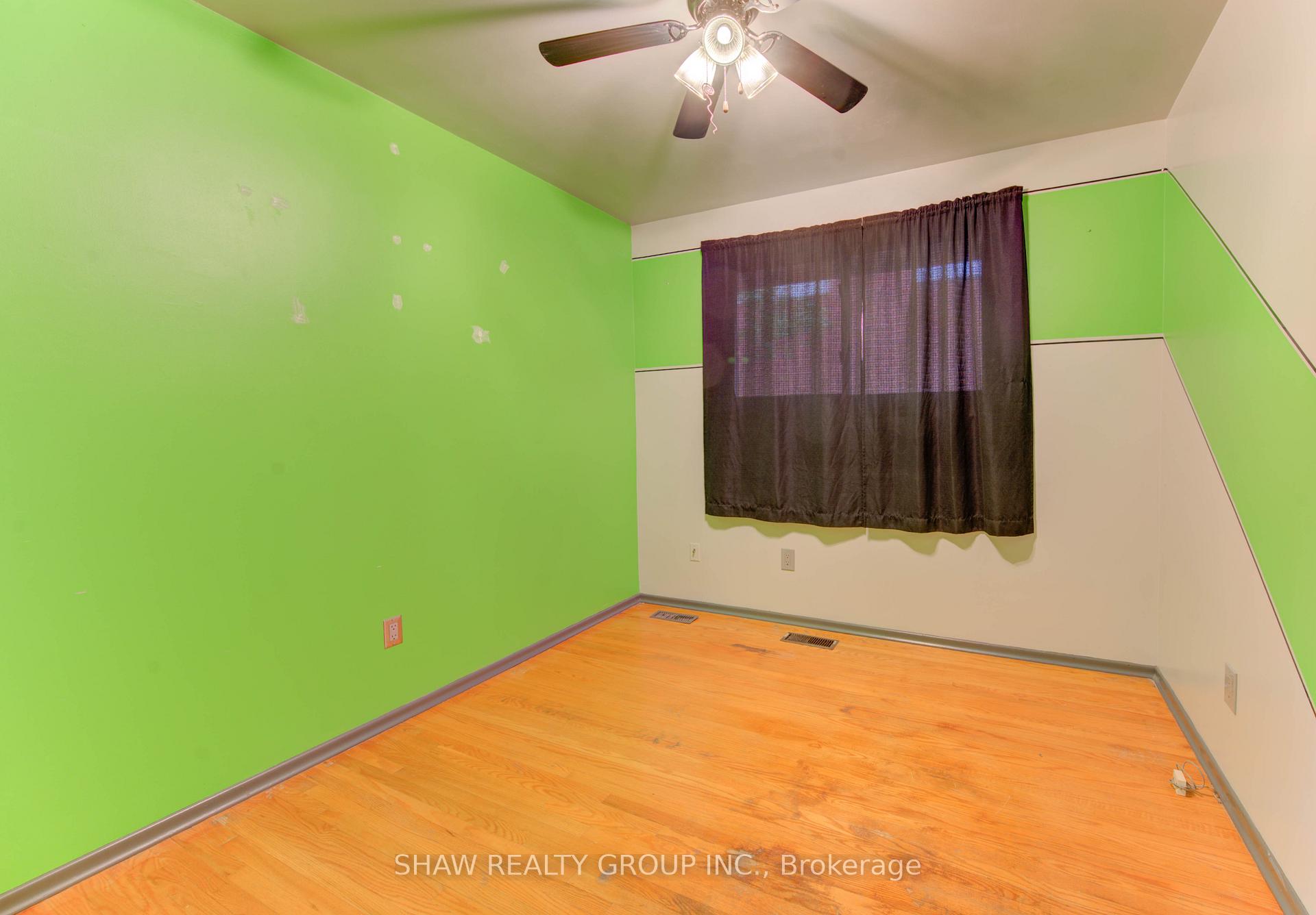 Photo 17 of Unit Upper, 7 Hudson Crescent, Kitchener — HOMEH