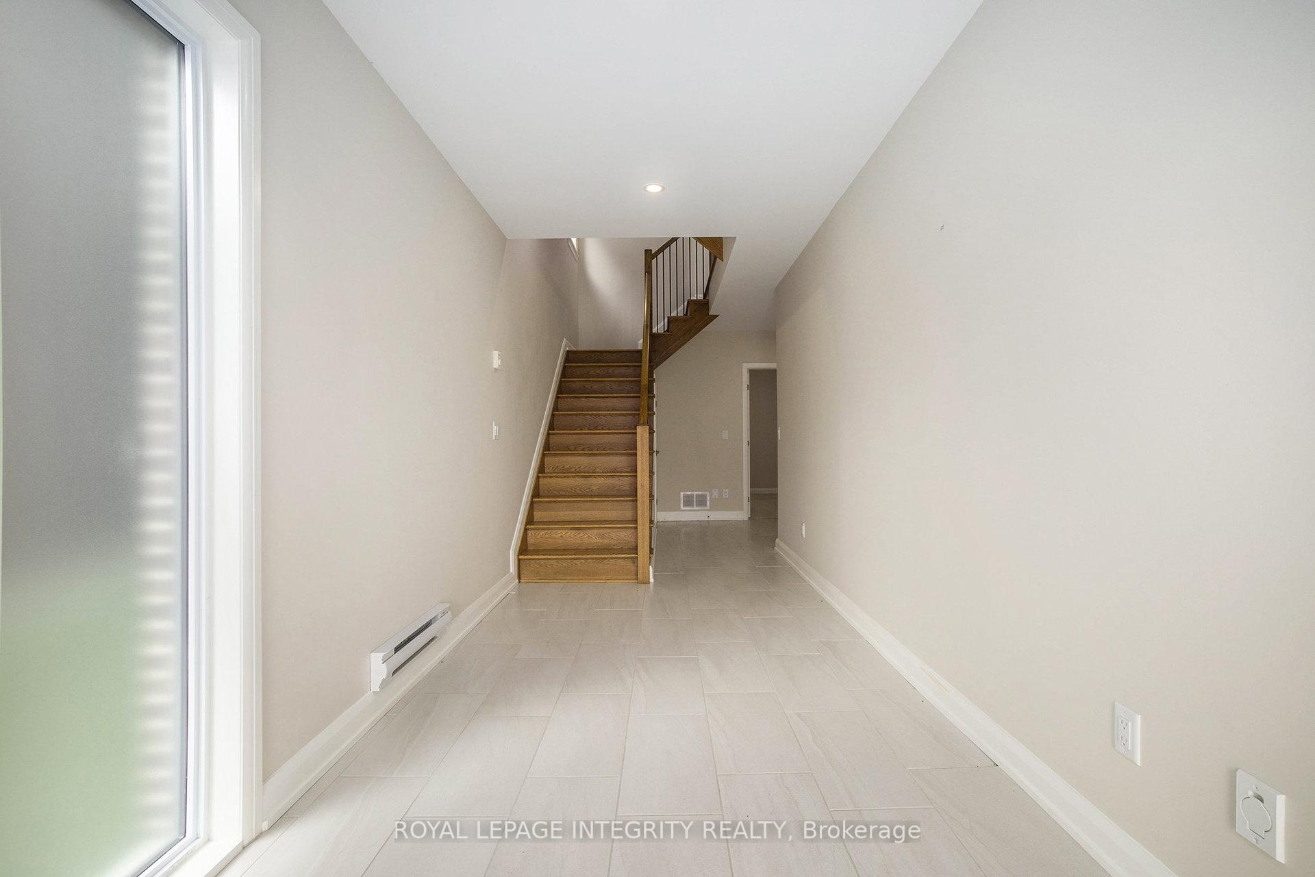 Photo 3 of 169 Boundstone Way, Ottawa, Kanata - Kanata Lakes/Heritage Hills — HOMEH