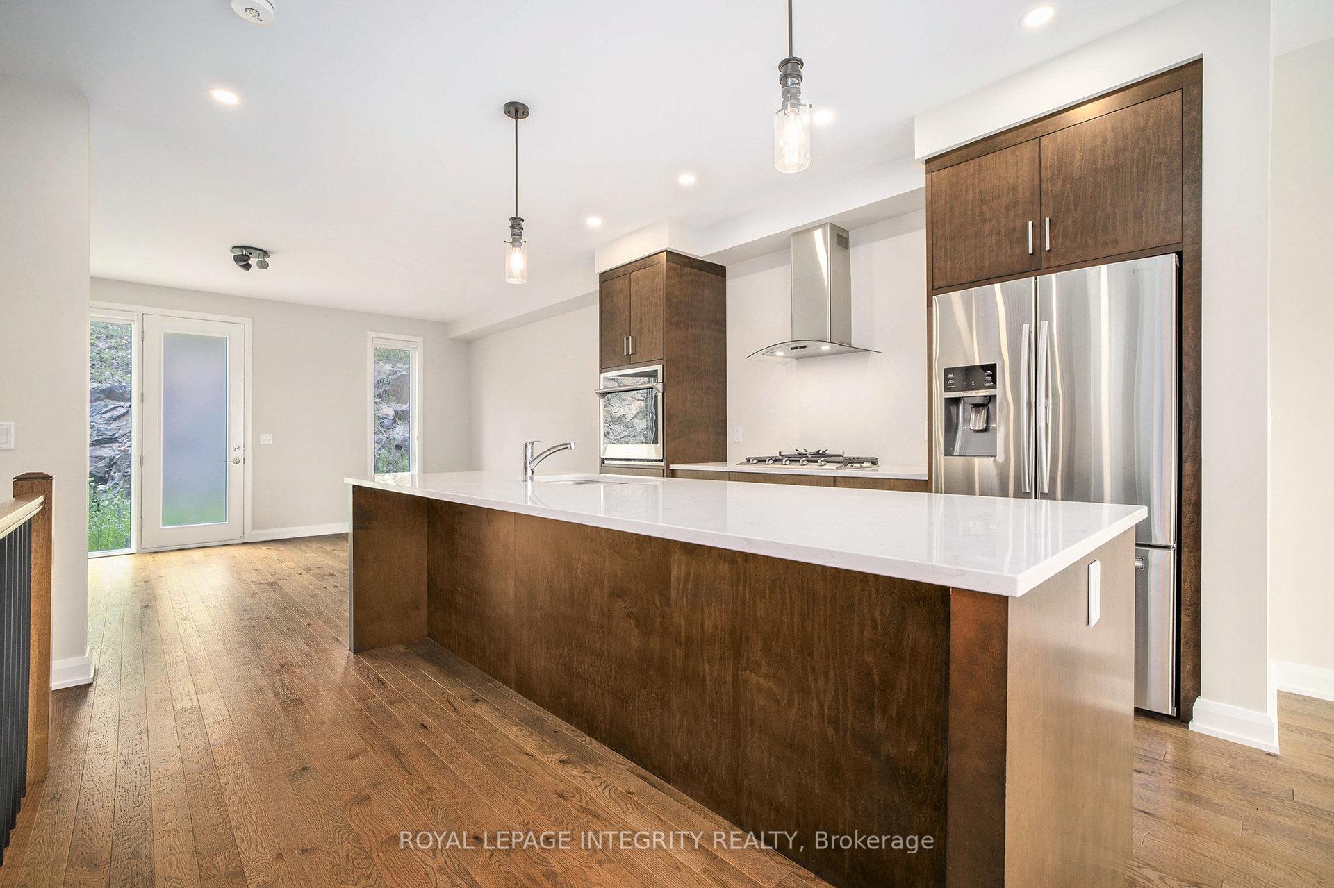 Photo 10 of 169 Boundstone Way, Ottawa, Kanata - Kanata Lakes/Heritage Hills — HOMEH