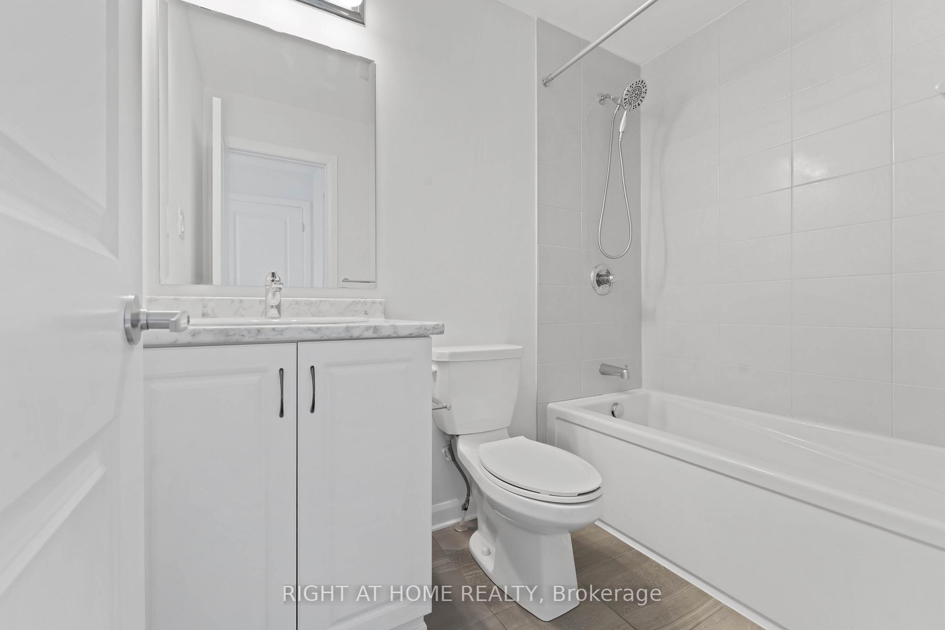 Photo 25 of 214 Attwell Private, Ottawa, Kanata - Morgan's Grant/South March — HOMEH