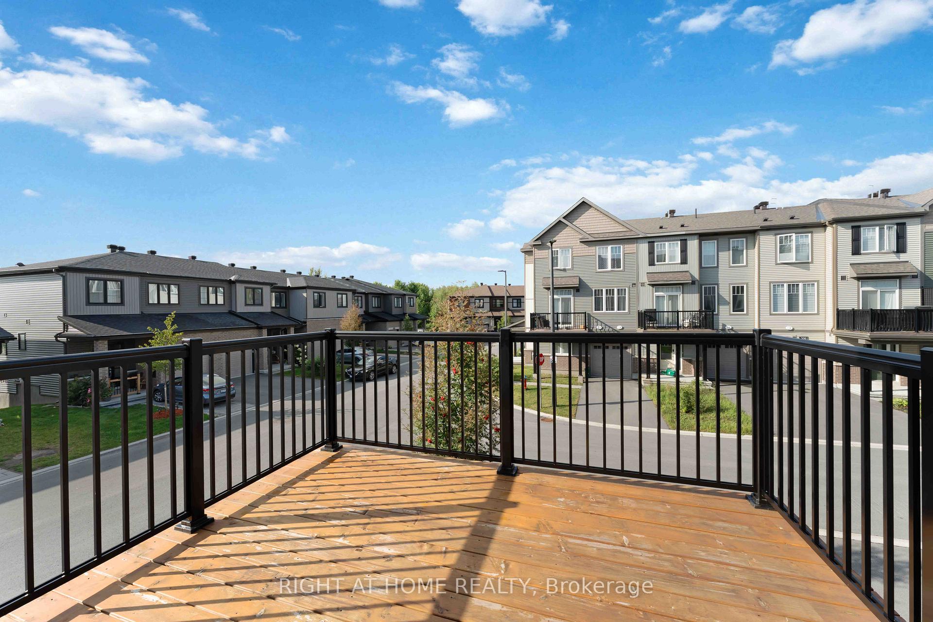 Photo 27 of 214 Attwell Private, Ottawa, Kanata - Morgan's Grant/South March — HOMEH