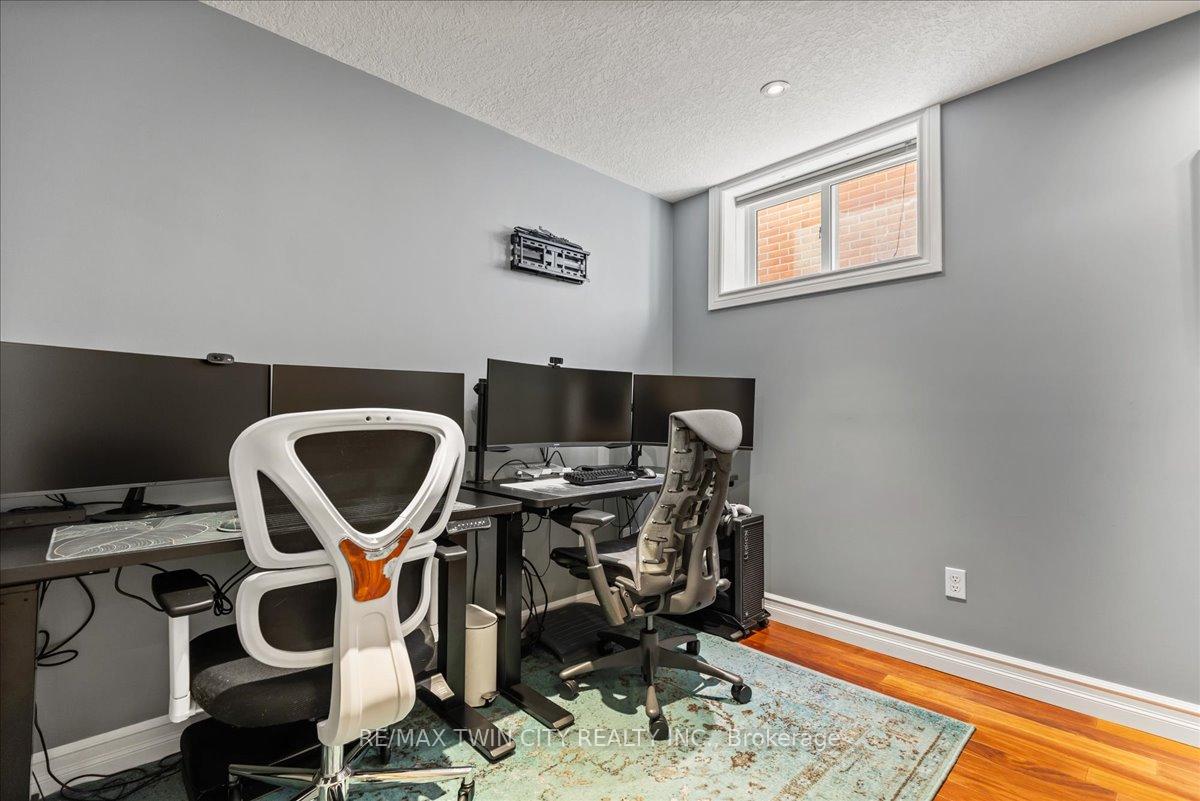 Photo 29 of 476 Hidden Creek Drive, Kitchener, Highland West — HOMEH