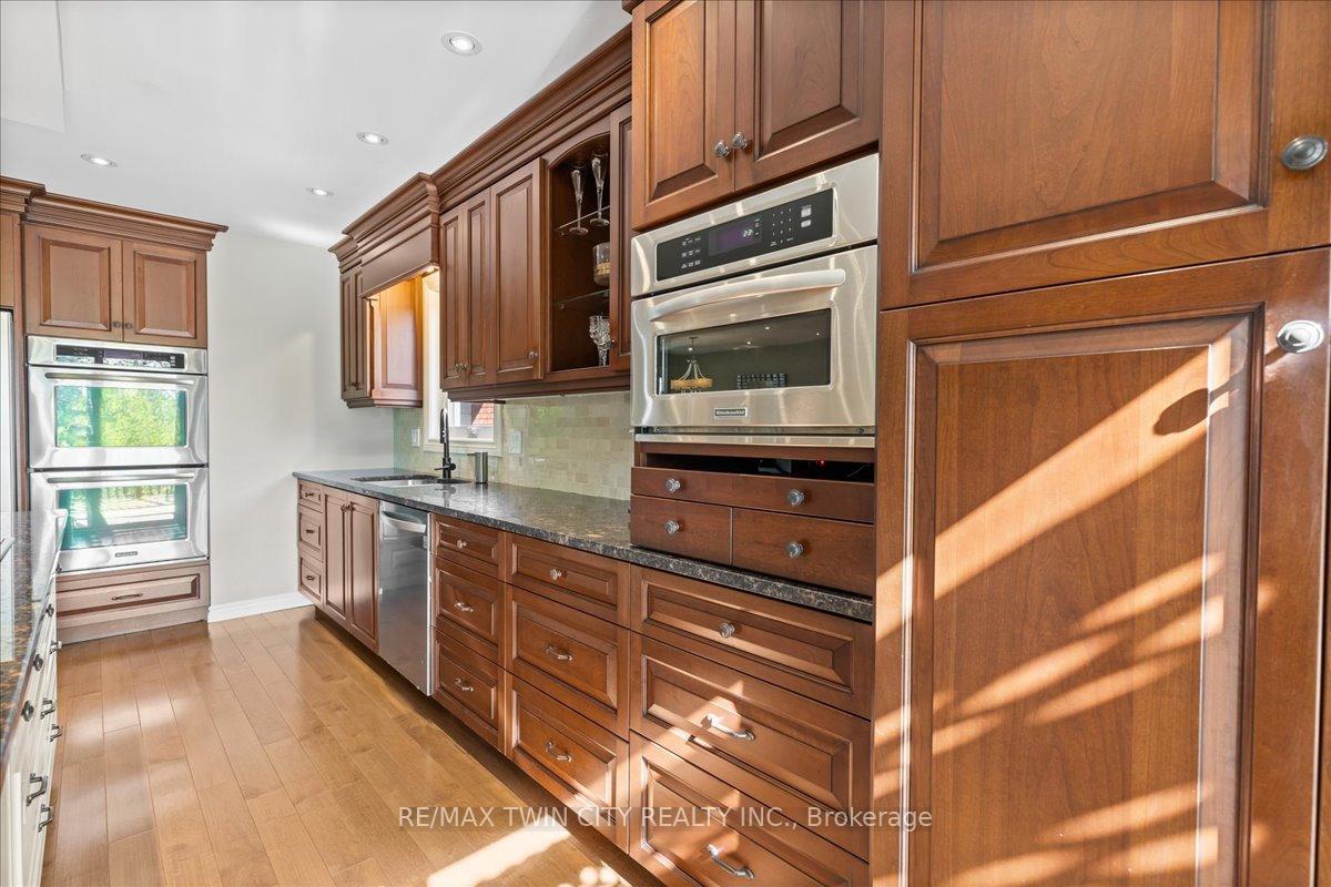 Photo 35 of 476 Hidden Creek Drive, Kitchener, Highland West — HOMEH