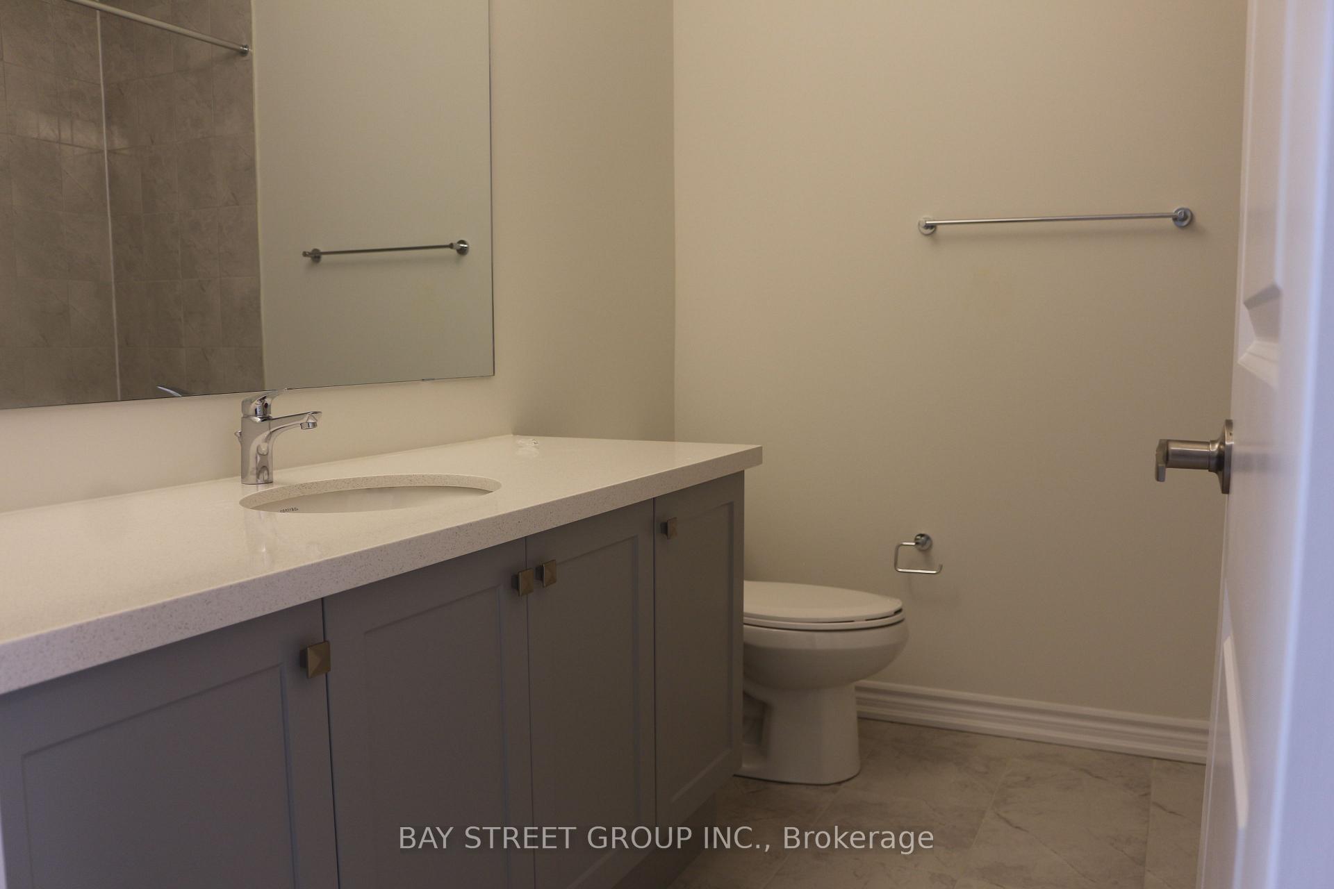Photo 11 of 5 Harvey Bunker Crescent, Markham, Angus Glen — HOMEH
