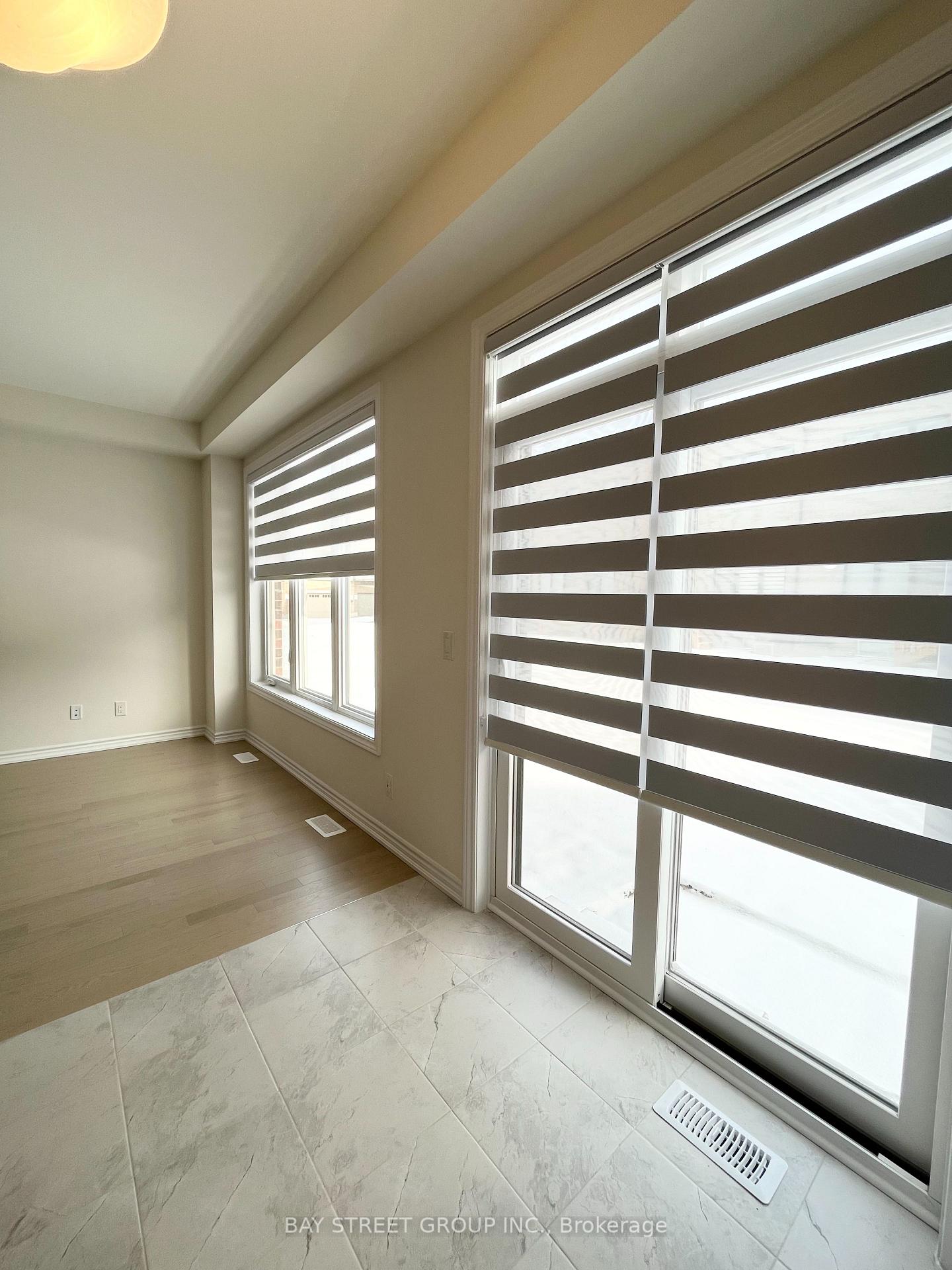 Photo 14 of 5 Harvey Bunker Crescent, Markham, Angus Glen — HOMEH