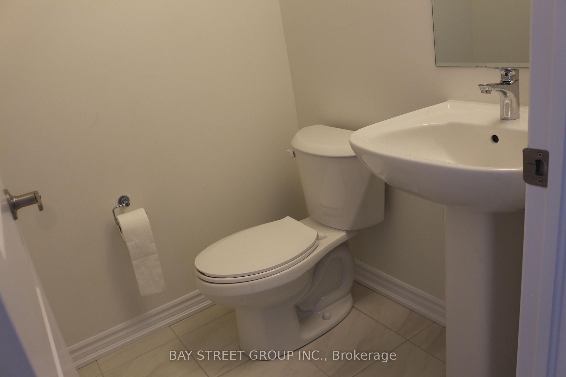 Photo 15 of 5 Harvey Bunker Crescent, Markham, Angus Glen — HOMEH
