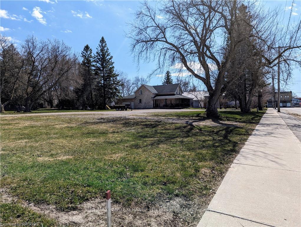 Photo 2 of 60 Ross Street, Kincardine — HOMEH