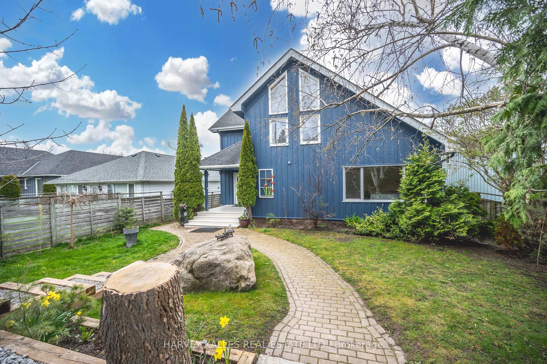 Photo 15 of 1627 Houston Avenue, Innisfil, Rural Innisfil — HOMEH