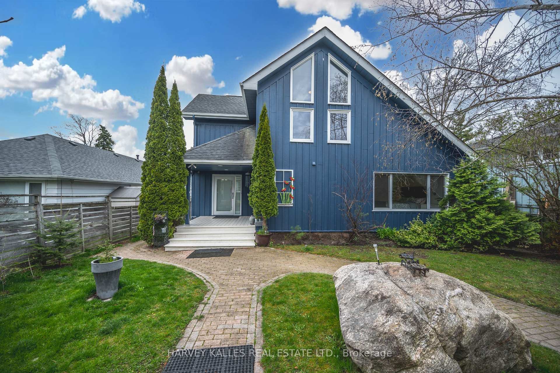 Photo 16 of 1627 Houston Avenue, Innisfil, Rural Innisfil — HOMEH