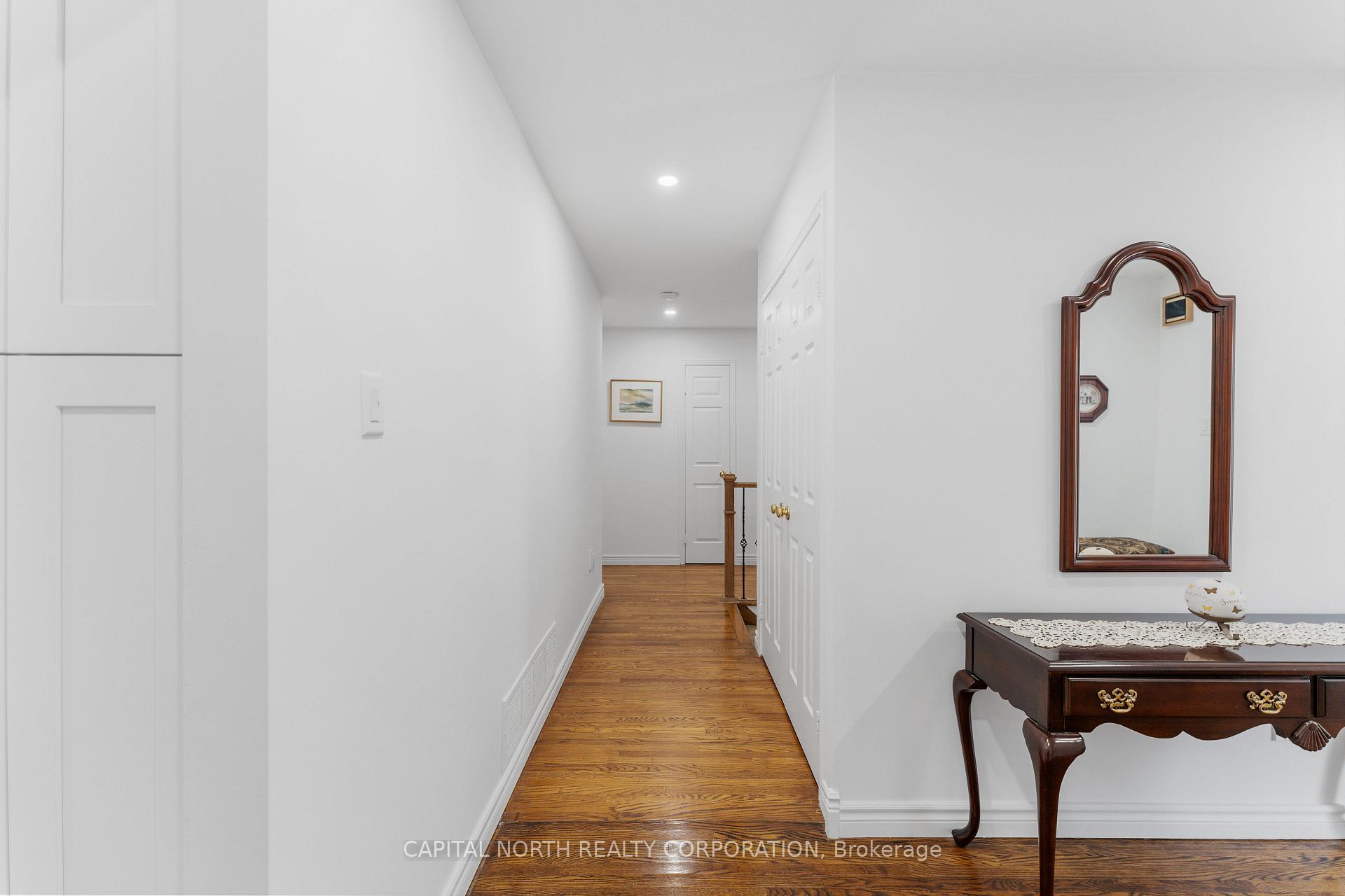 Photo 21 of 47 Burton Grove, King, King City — HOMEH