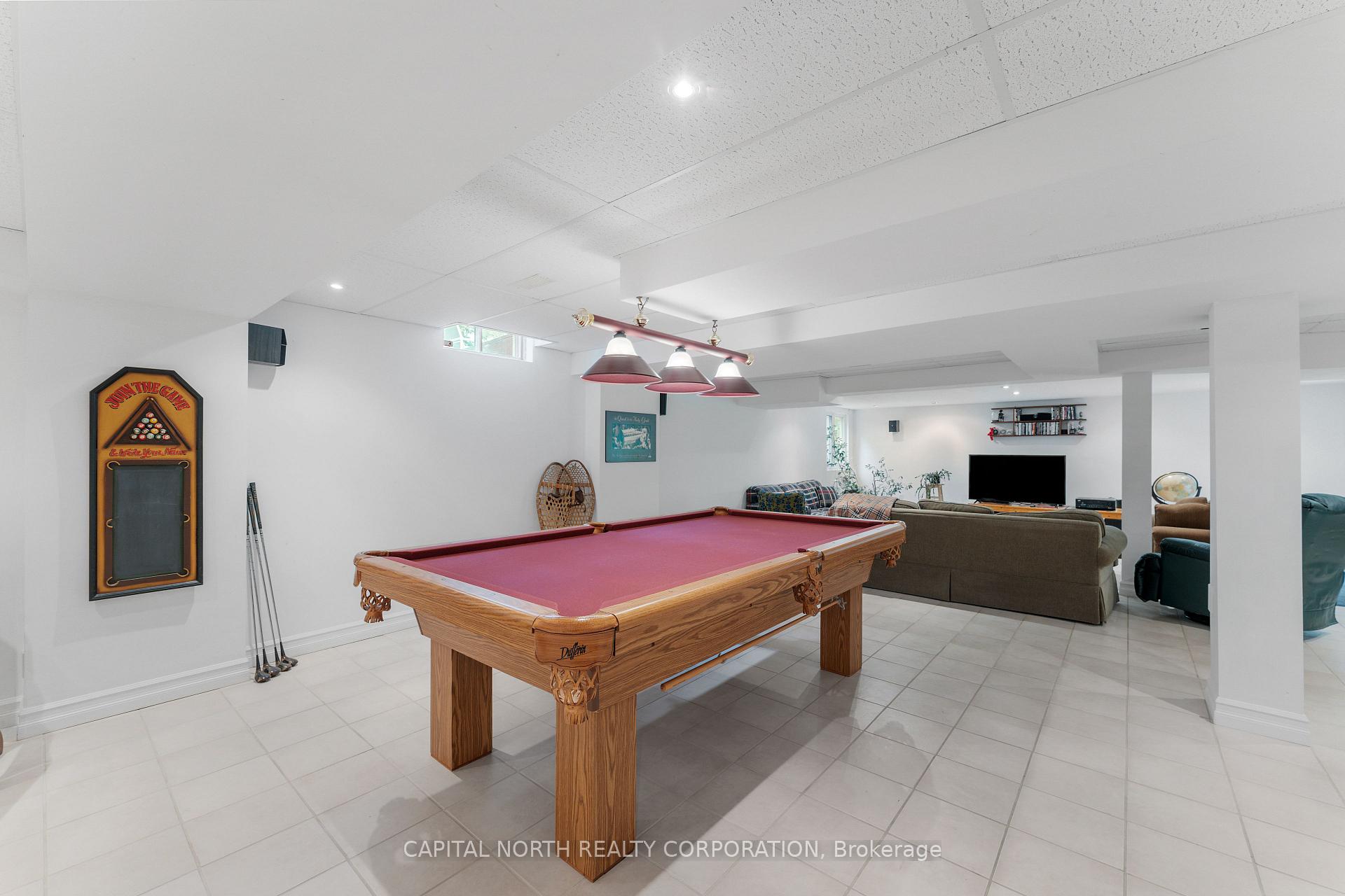 Photo 32 of 47 Burton Grove, King, King City — HOMEH