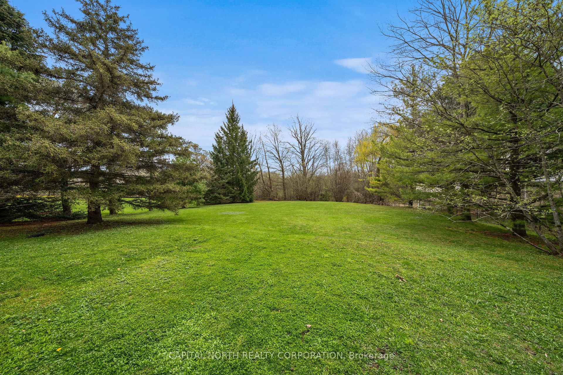 Photo 41 of 47 Burton Grove, King, King City — HOMEH