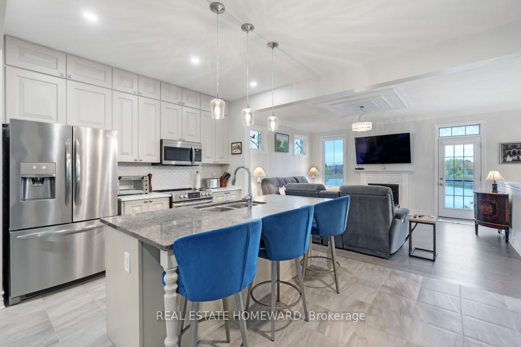 Photo 8 of 207 Cranesbill Road, Ottawa, Kanata - Emerald Meadows/Trailwest — HOMEH