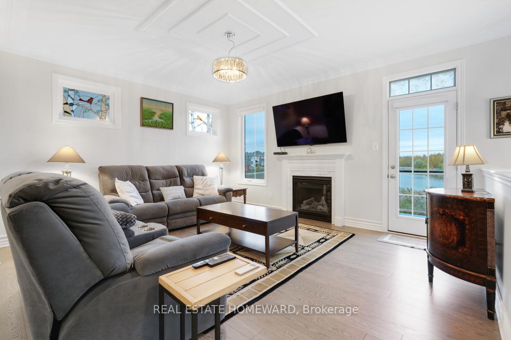 Photo 14 of 207 Cranesbill Road, Ottawa, Kanata - Emerald Meadows/Trailwest — HOMEH