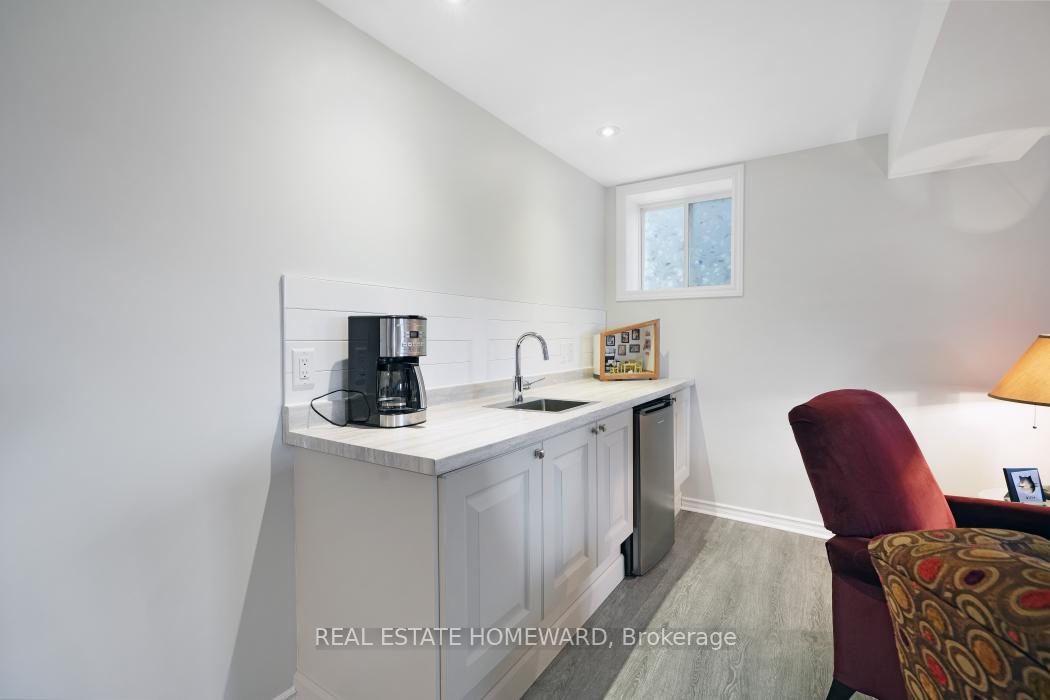 Photo 27 of 207 Cranesbill Road, Ottawa, Kanata - Emerald Meadows/Trailwest — HOMEH