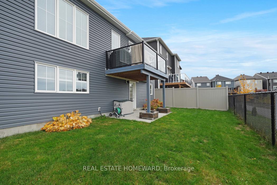 Photo 35 of 207 Cranesbill Road, Ottawa, Kanata - Emerald Meadows/Trailwest — HOMEH