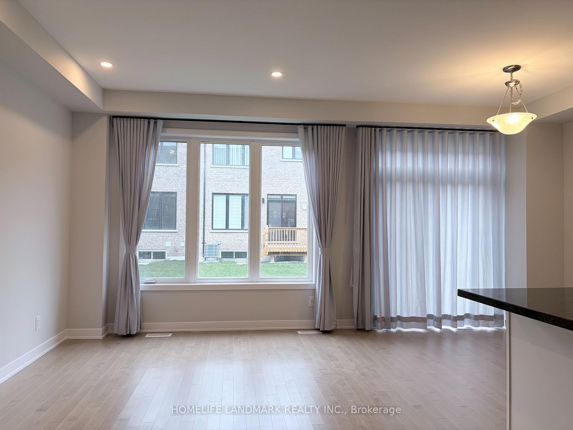 Photo 3 of 9 Harvey Bunker Crescent, Markham, Angus Glen — HOMEH