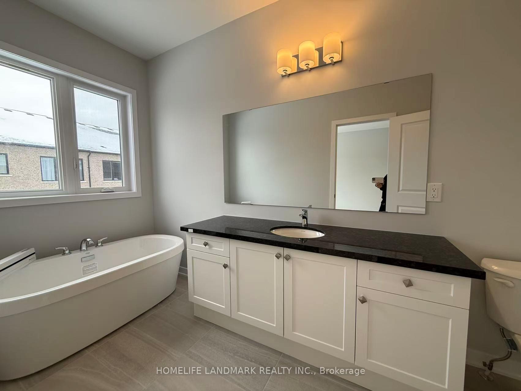 Photo 7 of 9 Harvey Bunker Crescent, Markham, Angus Glen — HOMEH