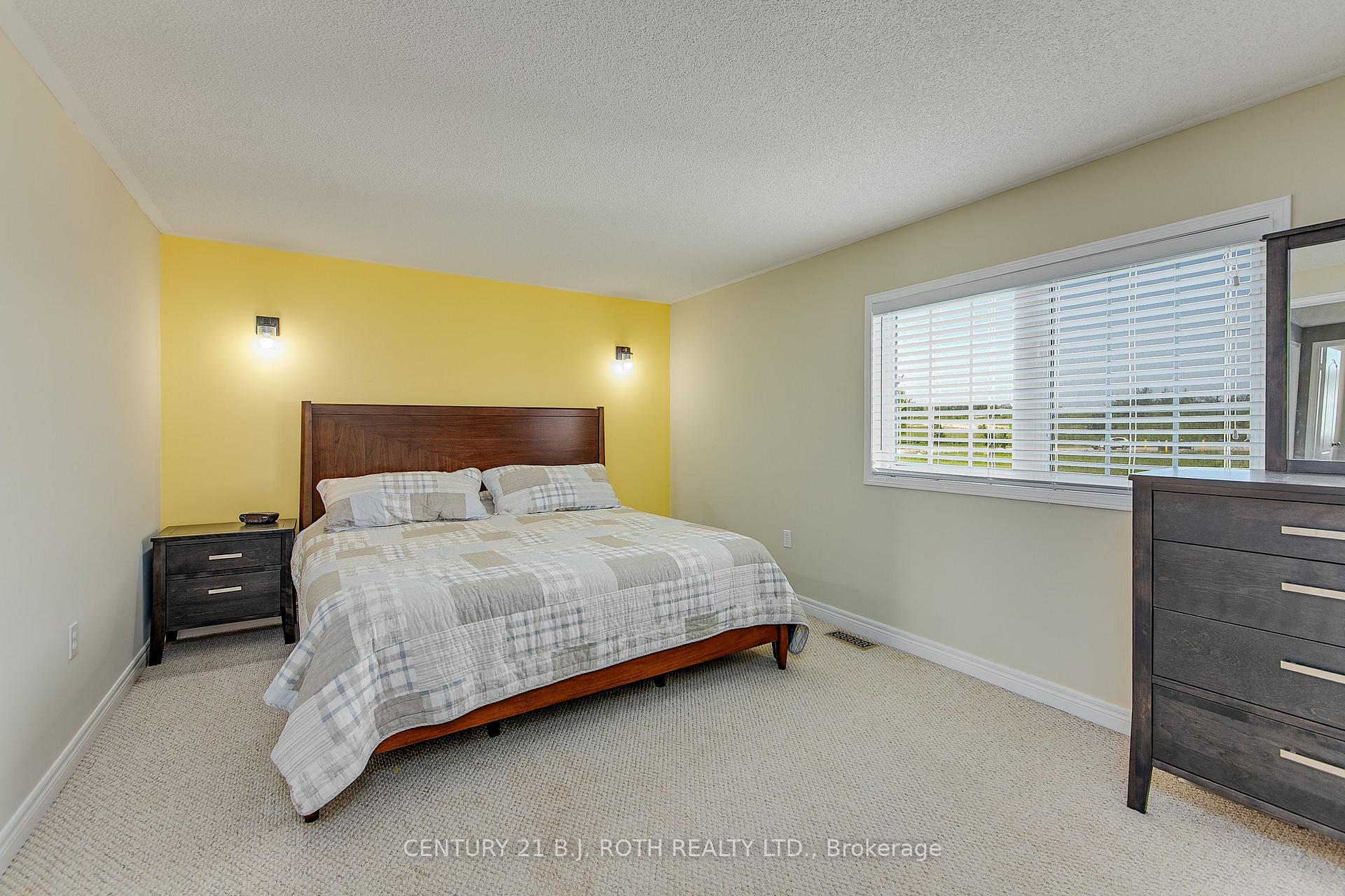 Photo 20 of 1192 Booth Avenue, Innisfil, Alcona — HOMEH