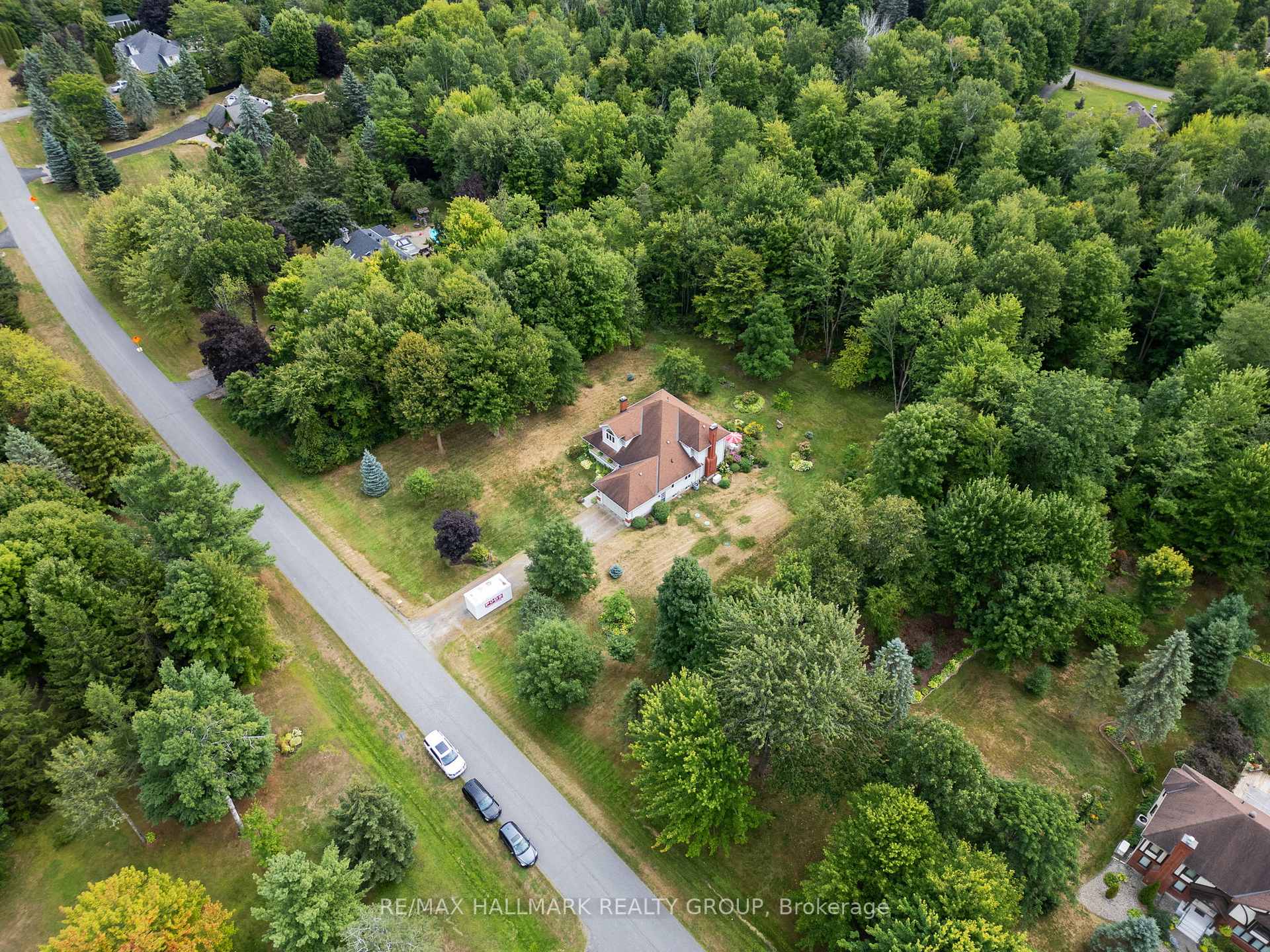 Photo 42 of 1103 Rideau Bend Crescent, Ottawa, Manotick East to Manotick Station — HOMEH