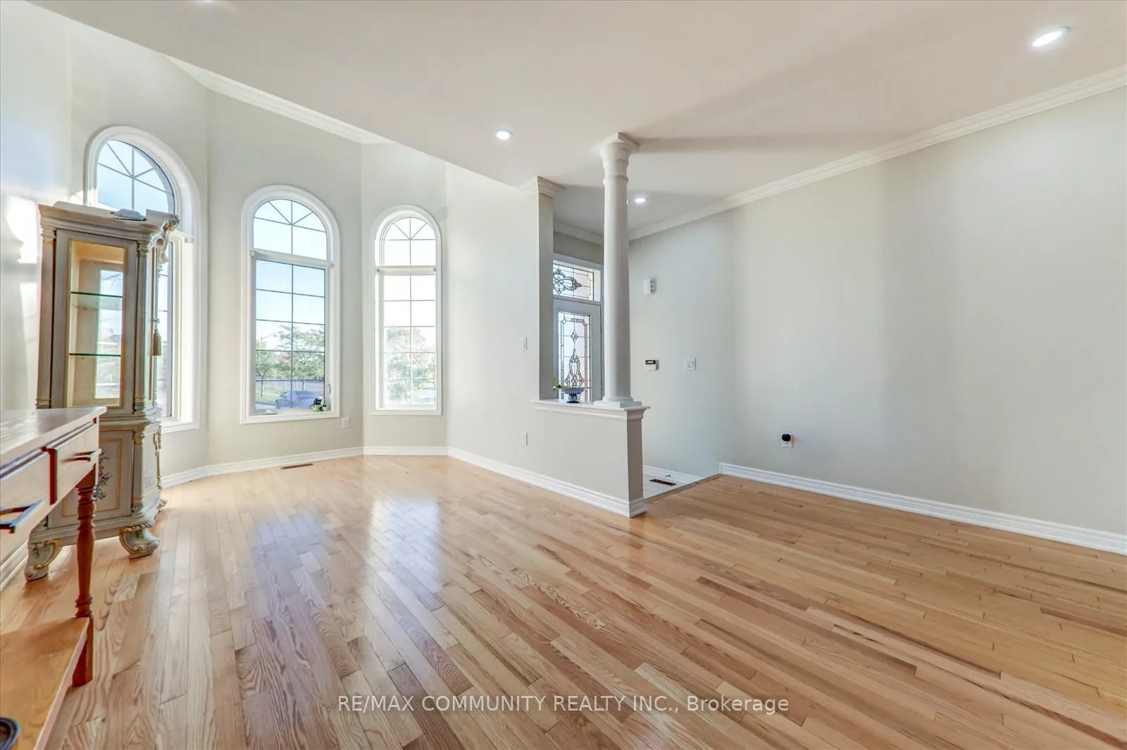 Photo 13 of 37 Condarcuri Crescent, Markham, Box Grove — HOMEH