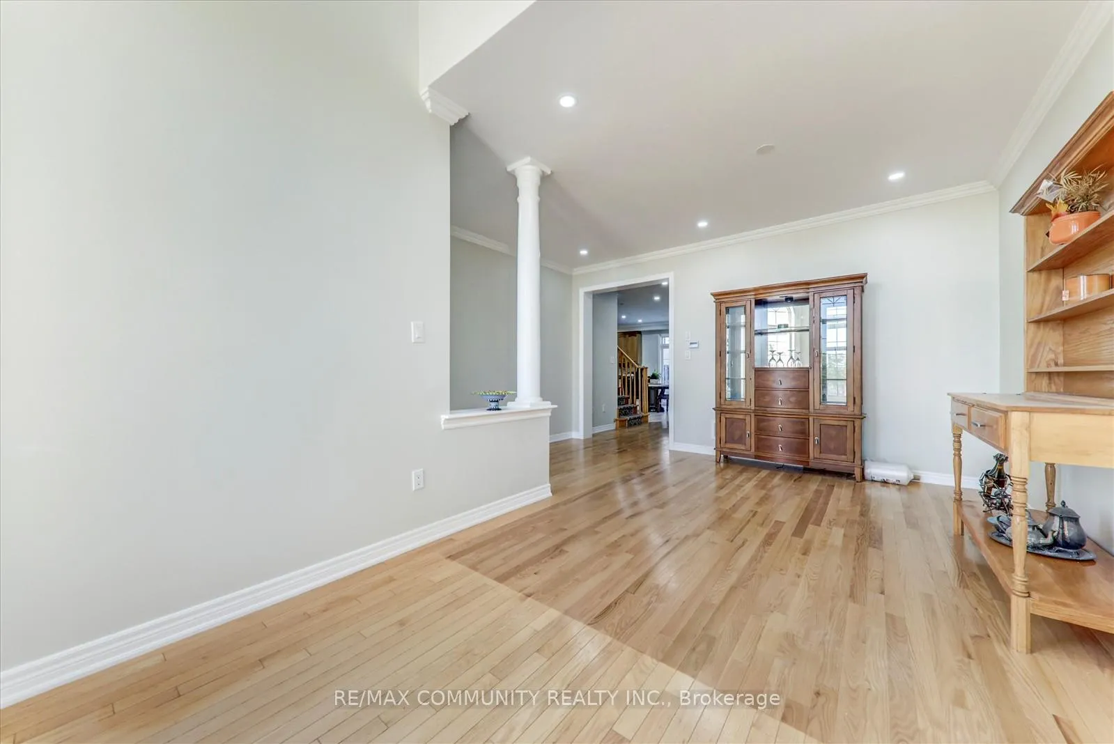 Photo 14 of 37 Condarcuri Crescent, Markham, Box Grove — HOMEH