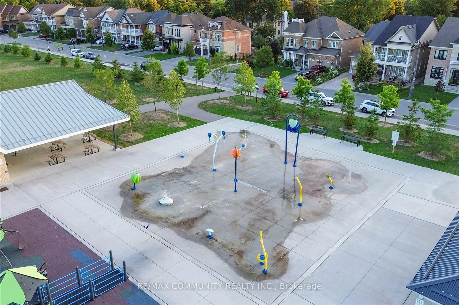 Photo 48 of 37 Condarcuri Crescent, Markham, Box Grove — HOMEH