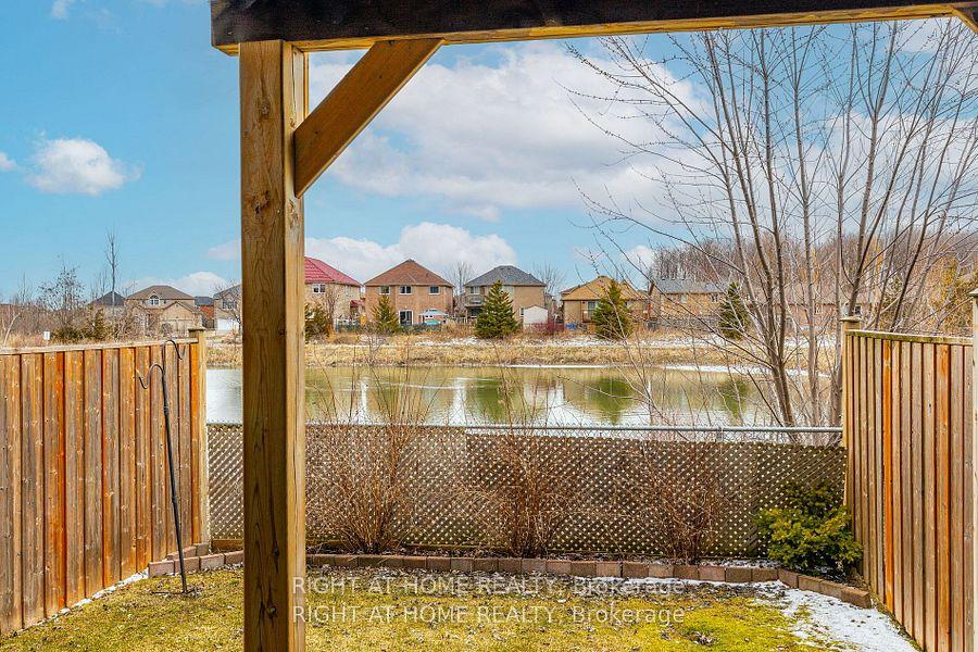 Photo 30 of 2017 Mullen Street, Innisfil, Alcona — HOMEH
