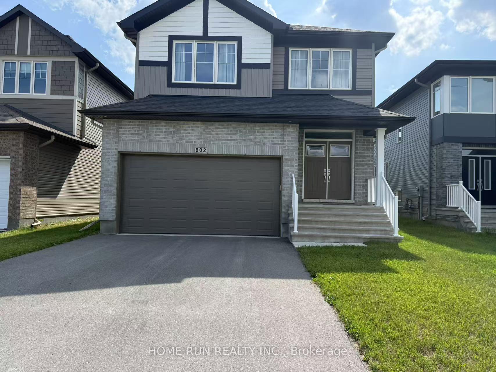 Photo 1 of 802 Paseana Place SW, Ottawa, Kanata - Emerald Meadows/Trailwest — HOMEH