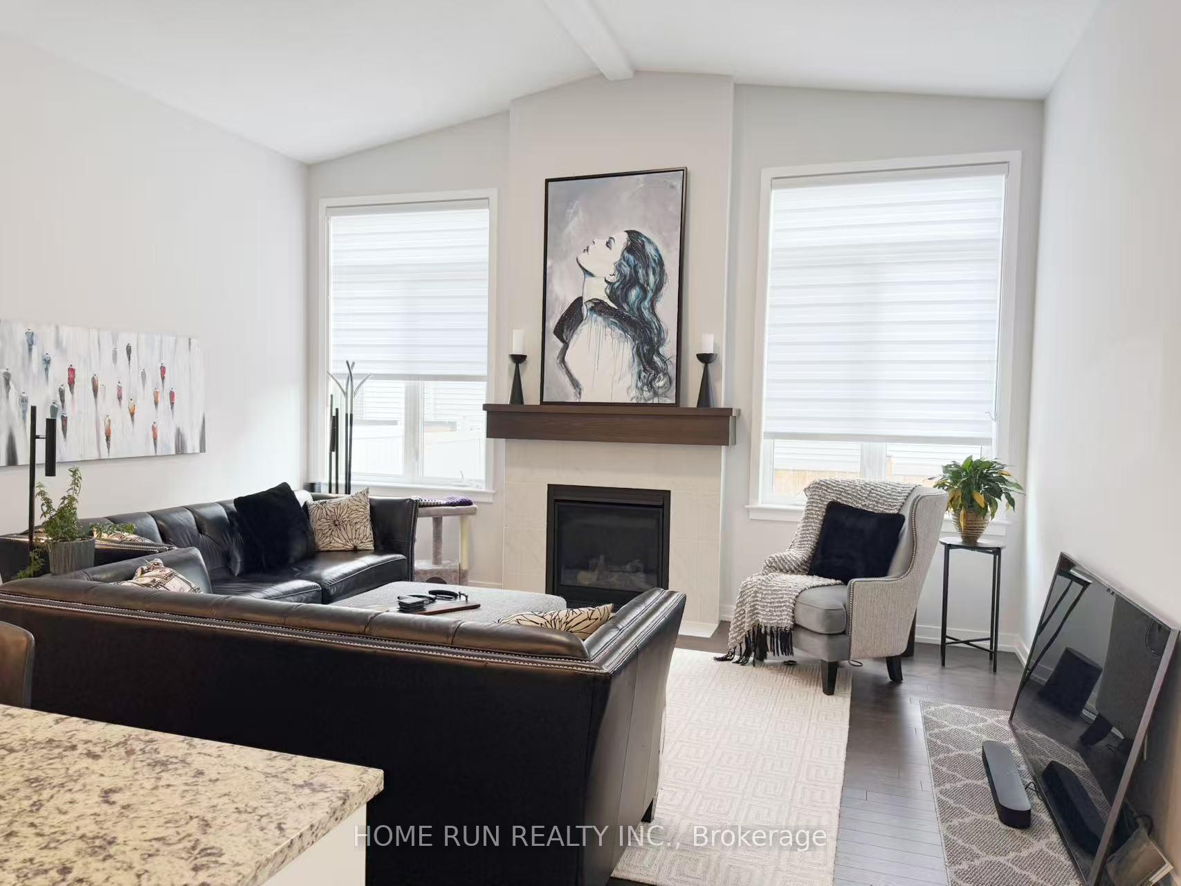 Photo 7 of 802 Paseana Place SW, Ottawa, Kanata - Emerald Meadows/Trailwest — HOMEH
