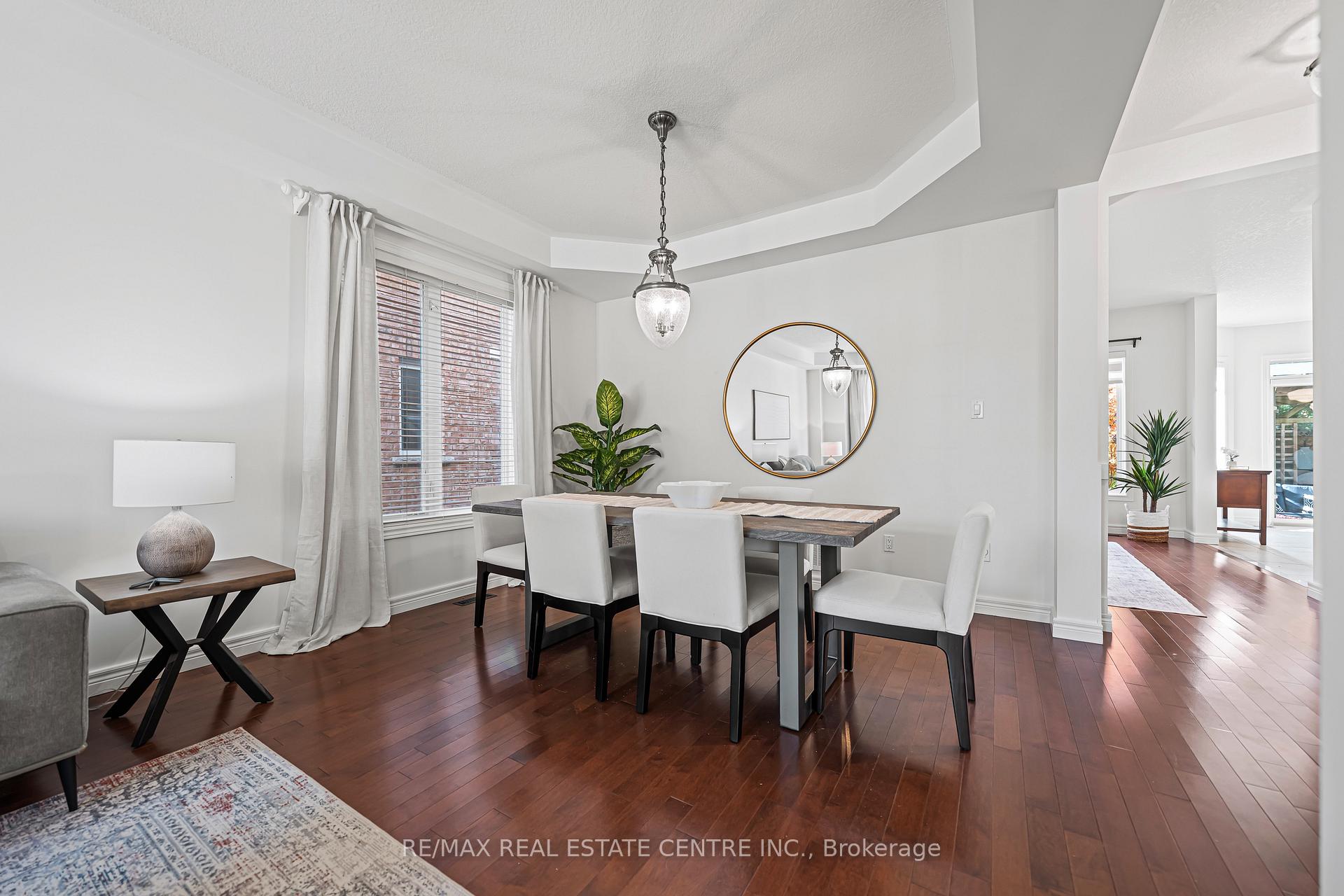 Photo 8 of 917 Fung Place, Kitchener — HOMEH