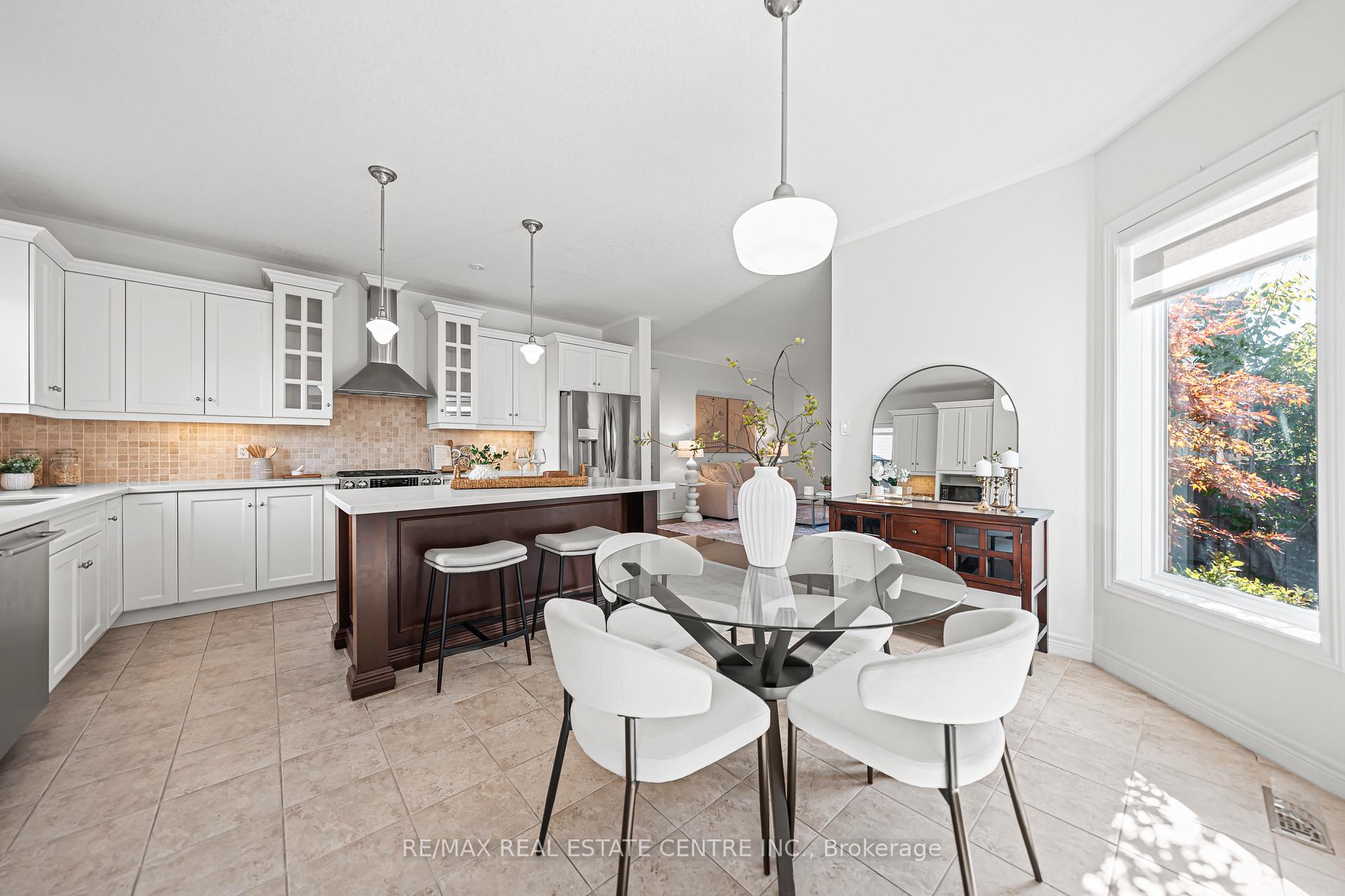 Photo 14 of 917 Fung Place, Kitchener — HOMEH
