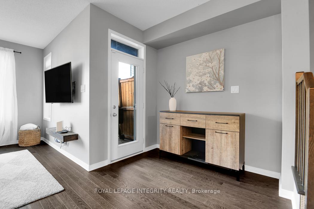 Photo 8 of 515 Rouncey Road, Ottawa, Kanata - Emerald Meadows/Trailwest — HOMEH